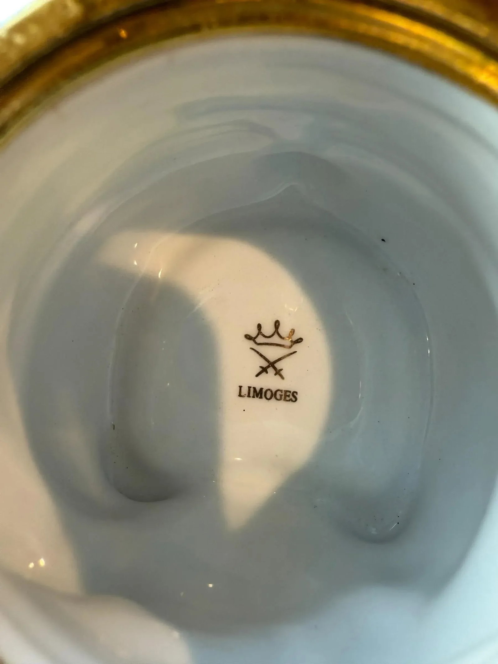 Late 20th Century Limoge Style Easter Bunny Rabbit Jewelry Trinket Box - 2