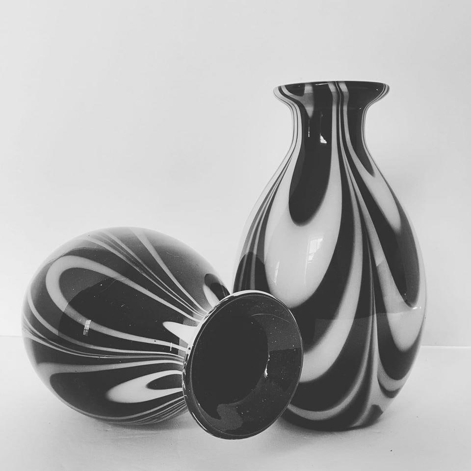 Black and White Murano Blown Glass Vase - a Pair - 5