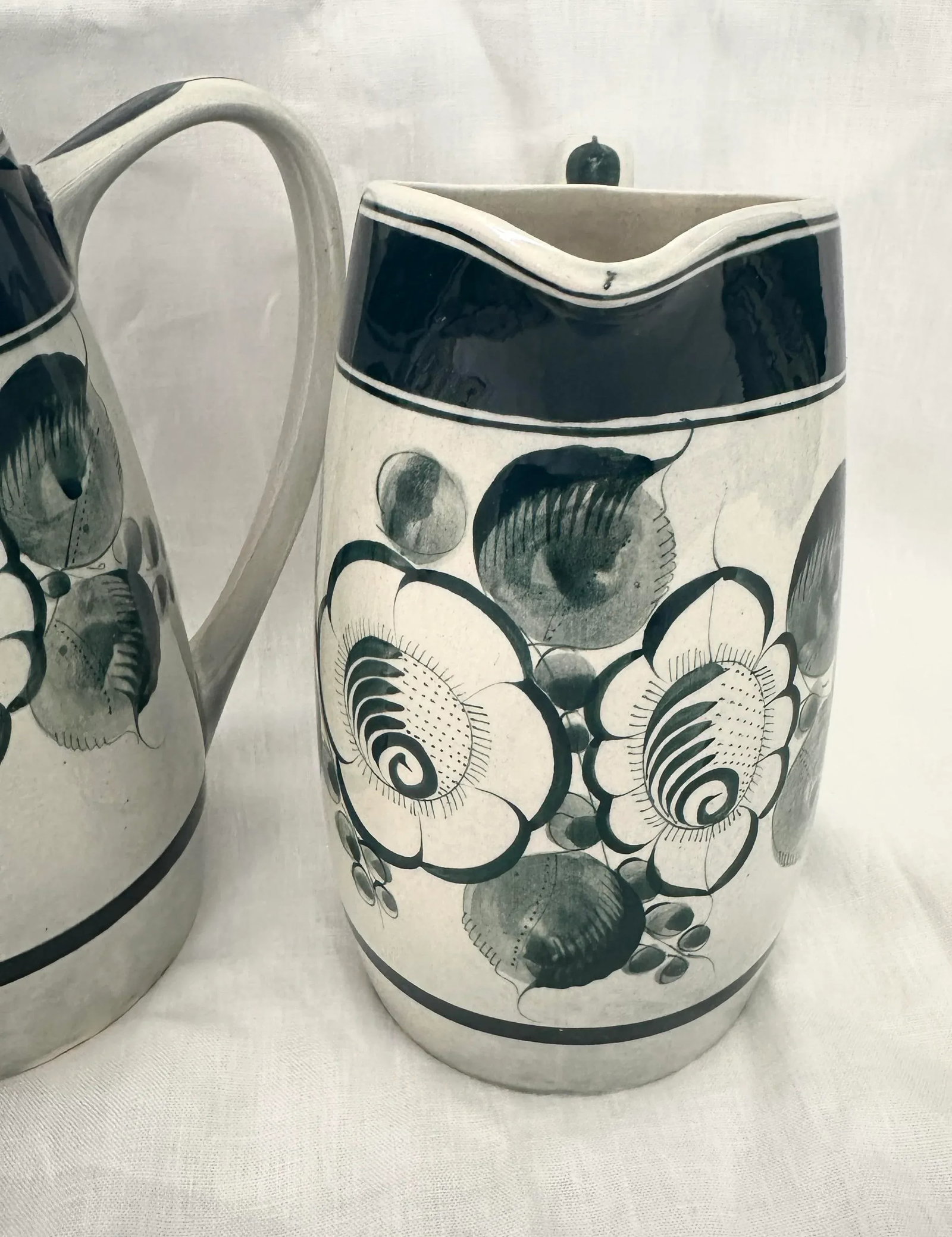 Vintage Pair of Ceramica Artistica "Gomez" Tea Pot/Pitcher - 2