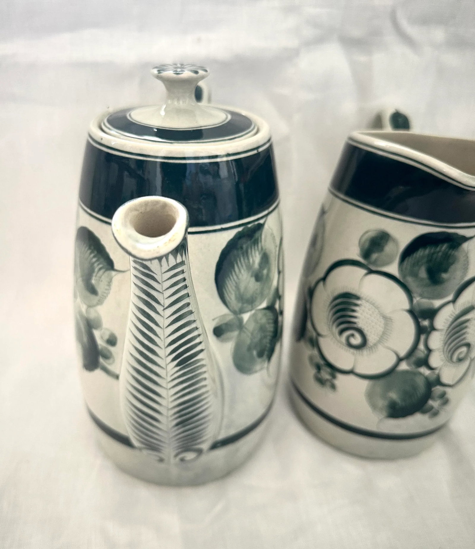 Vintage Pair of Ceramica Artistica "Gomez" Tea Pot/Pitcher - 3