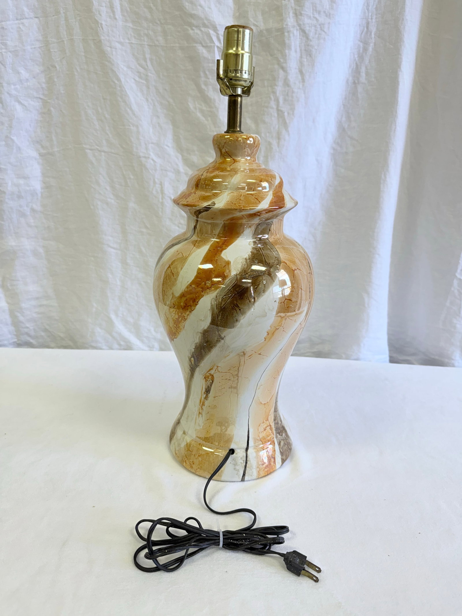 Vintage Chinoiserie Asian Style Ginger Jar Table Lamp in Luster Glaze - 7