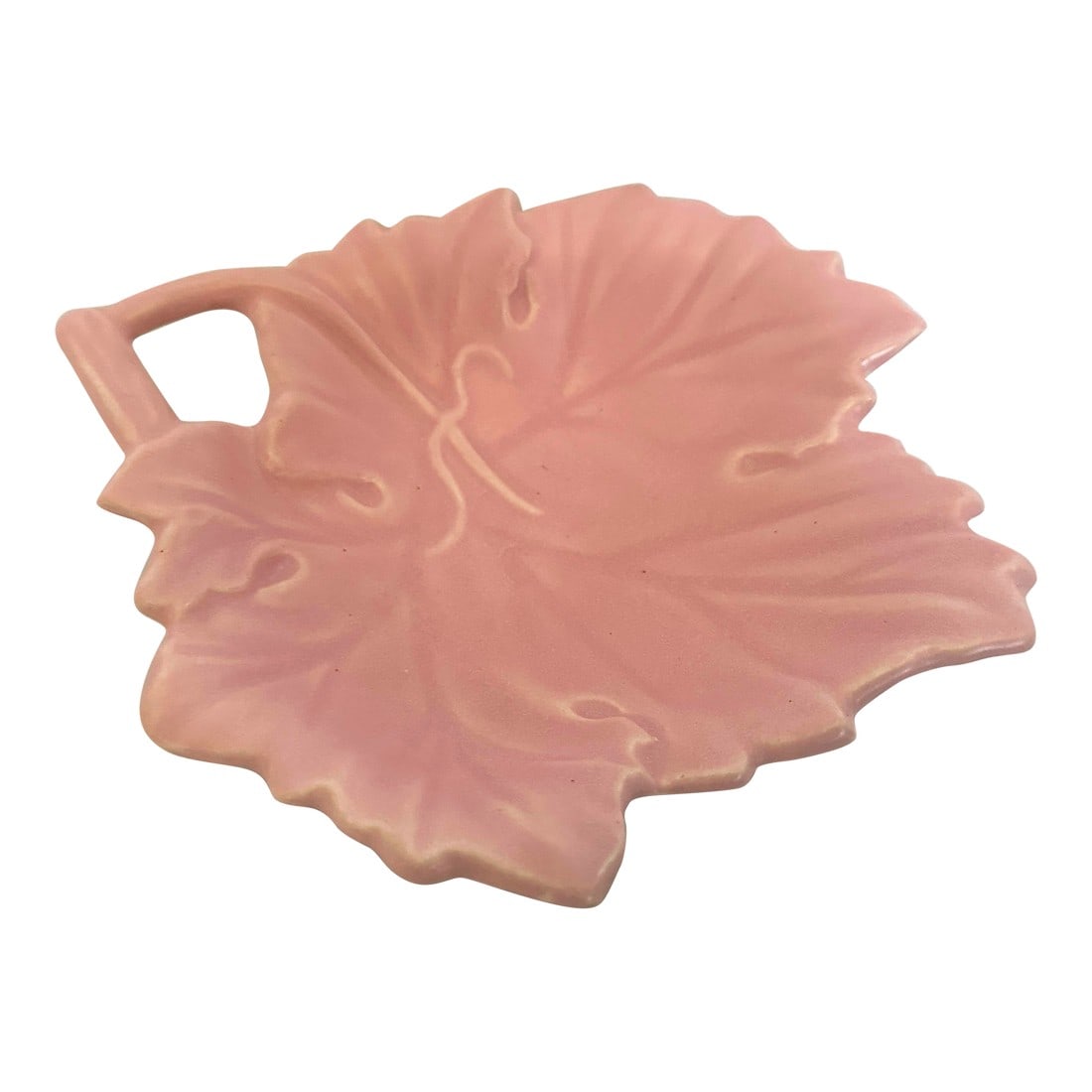 Vintage Dusty Pink Majolica Ceramic Leaf Trinket Dish: Vintage Pink Majolica Ceramic Trinket Dish perfect for spring as a catchall in entry way or guest room. no markings 8in w x 7in d Make sure to follow me, I have flash sales for my followers only D11
