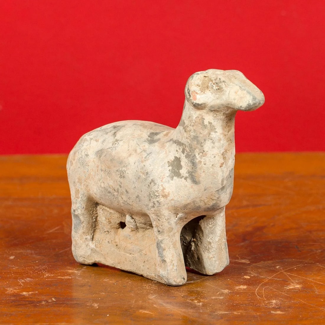 Small Chinese Han Dynasty Terracotta Sheep Mingqi, circa 202 BC-200 AD - 2