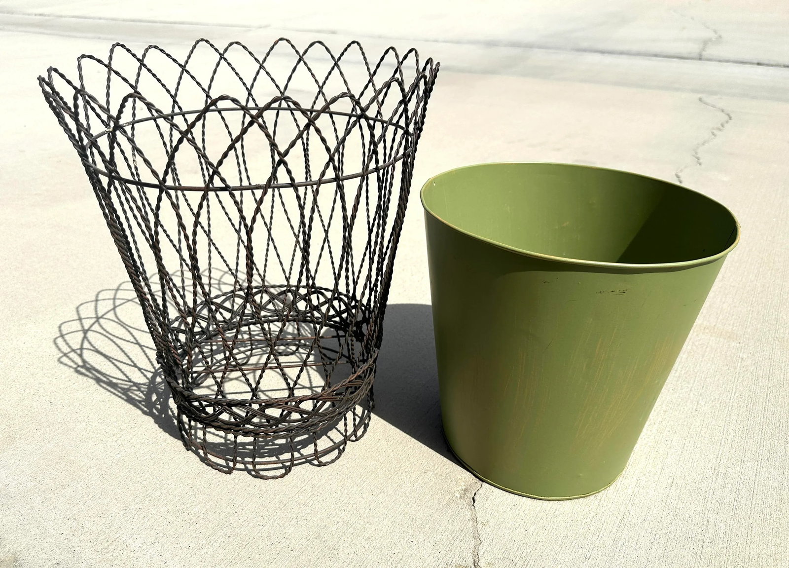 Vintage Wire Basket W/Green Planter Pot Liner - 2