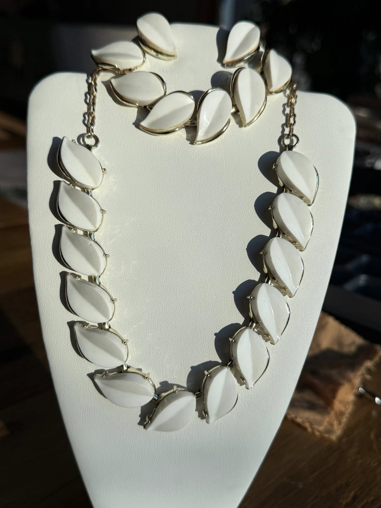 Vintage White Lucite Leaf Demi Parure Jewelry Set Necklace and Bracelet - 10