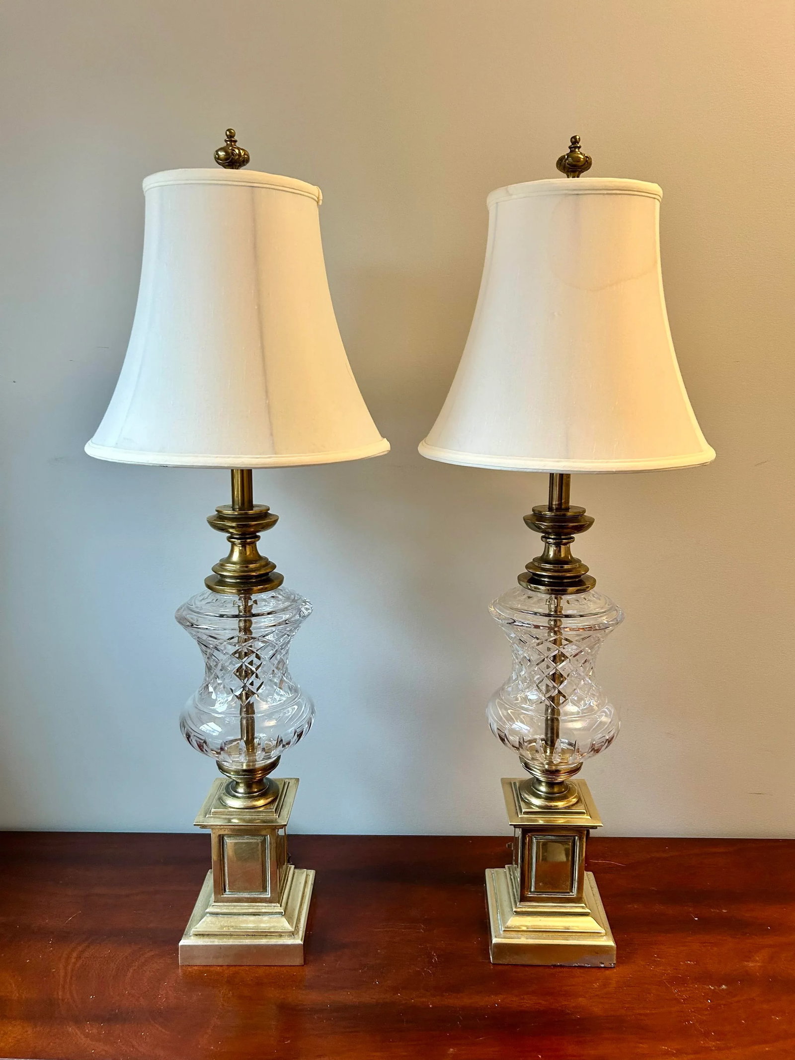 Pair of Large Mid-Century Stiffel Brass and Cut Crystal Column Table Lamps - 2