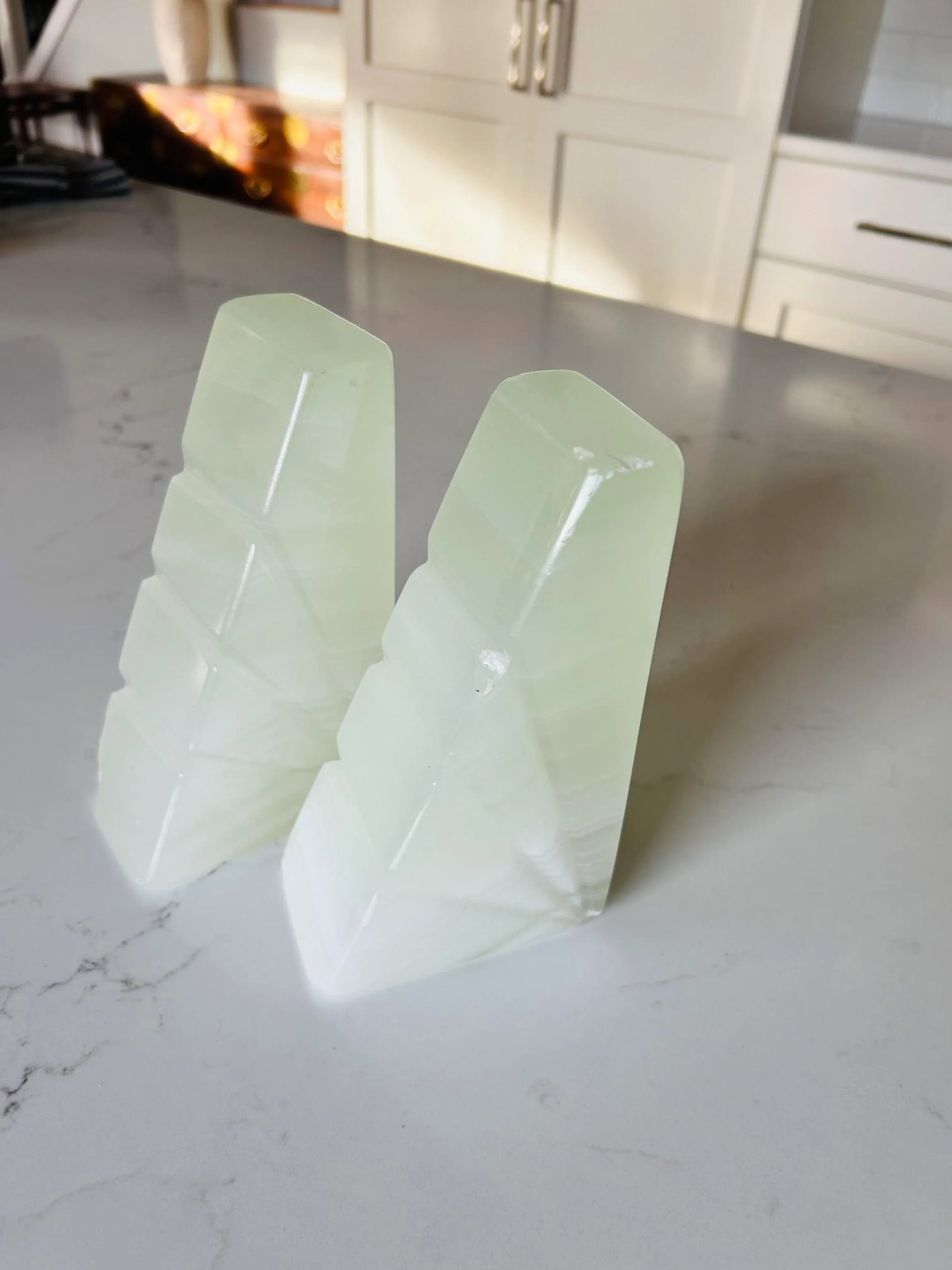 Mid-Century Onyx Marble Bookends Light Green & White With Etched Sunburst Detail- a Pair - 6