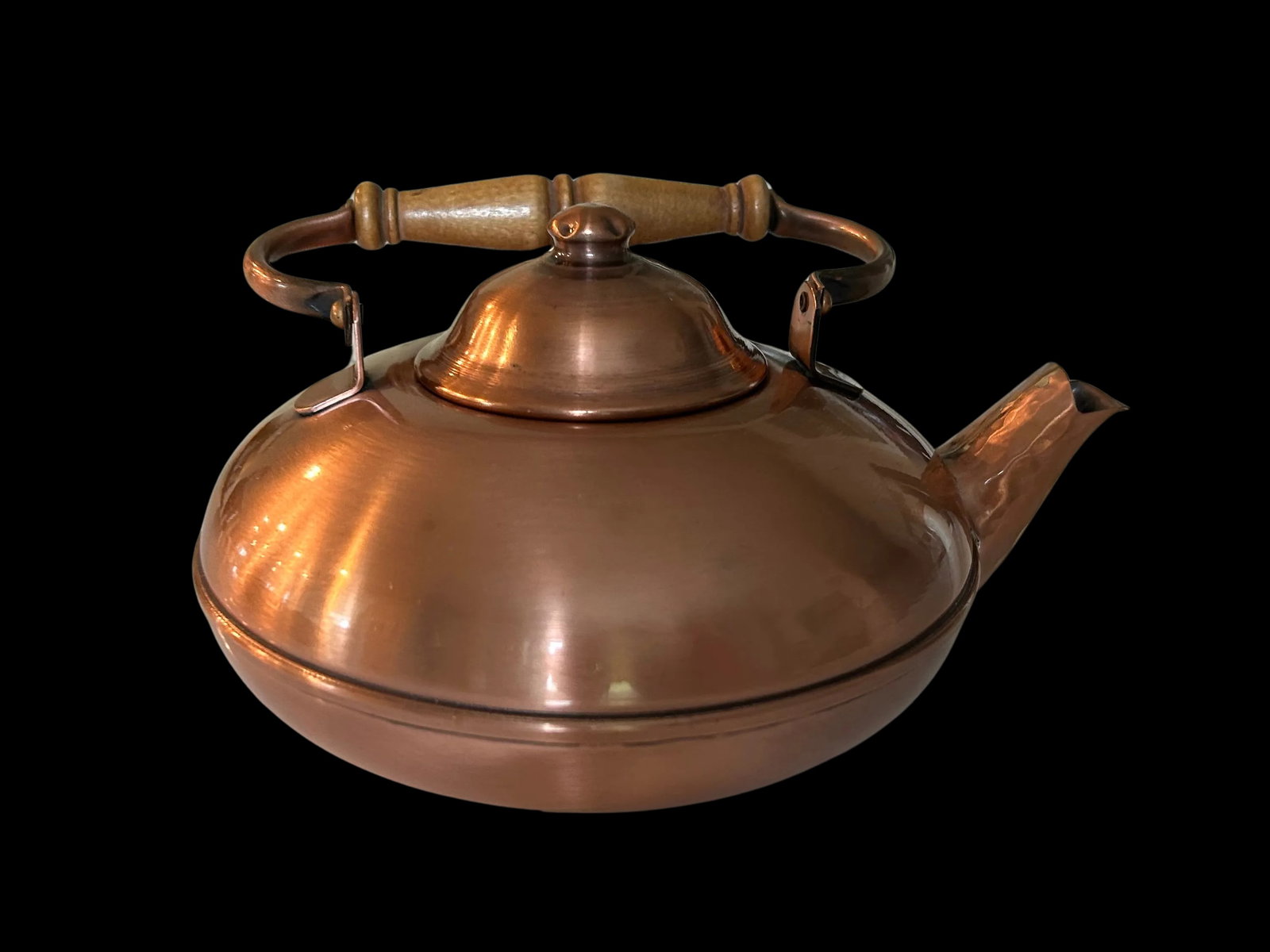 Late 20th Century Copper Tea Pot by Gregorian - Classic Wood Handle - 3