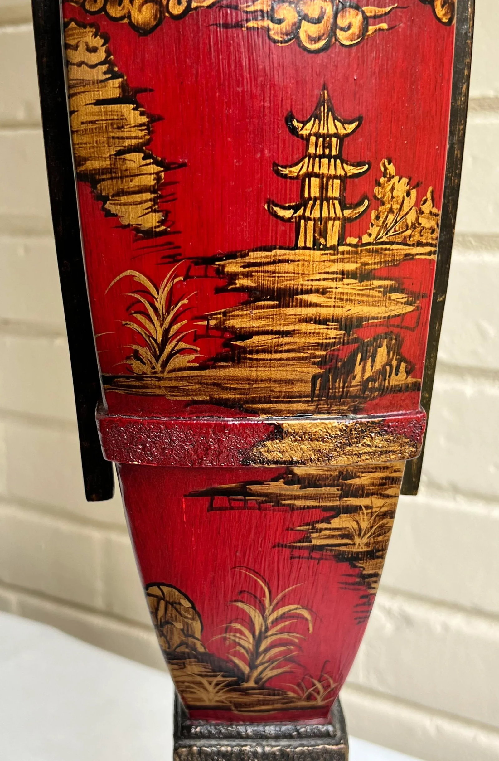 Vintage Chinoiserie Red Hand Painted Table Lamp - 3