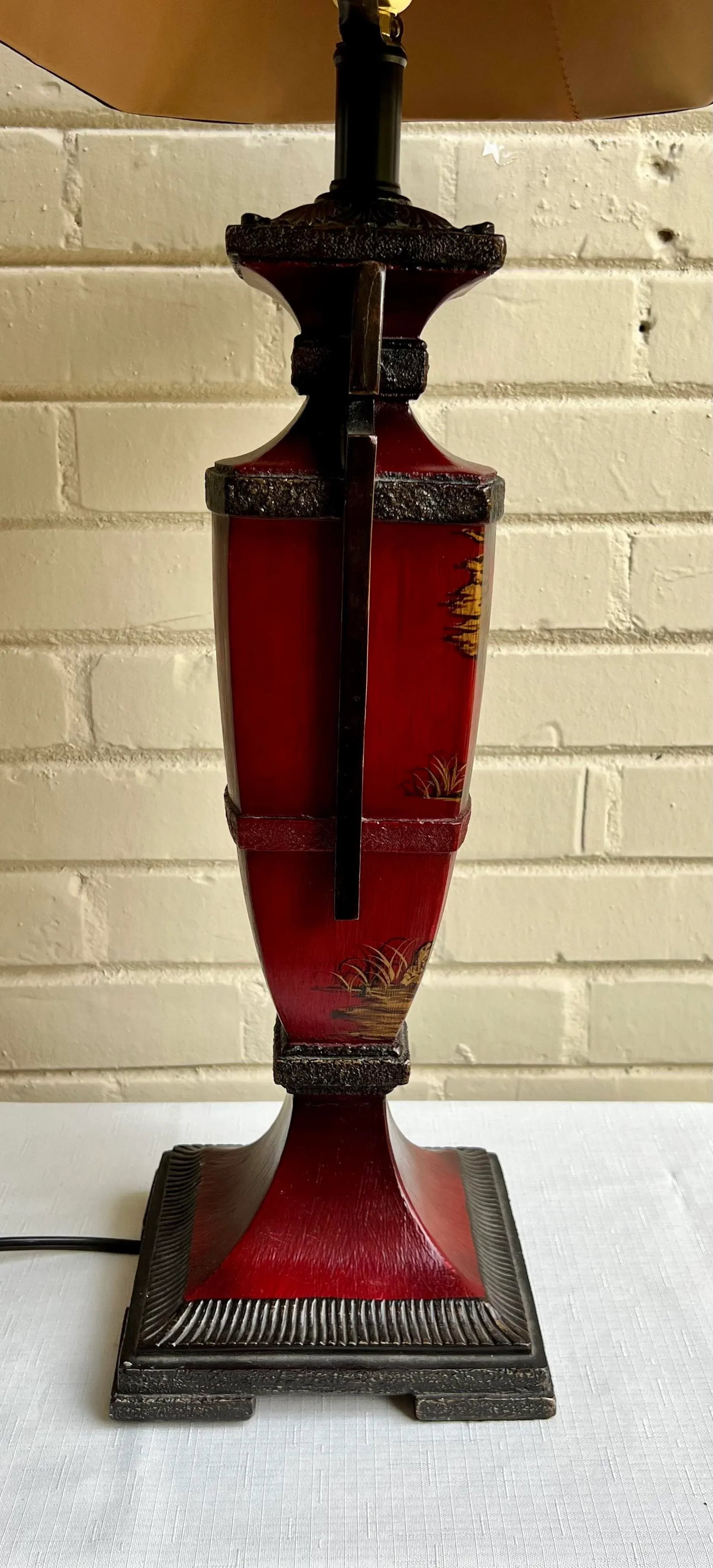 Vintage Chinoiserie Red Hand Painted Table Lamp - 7