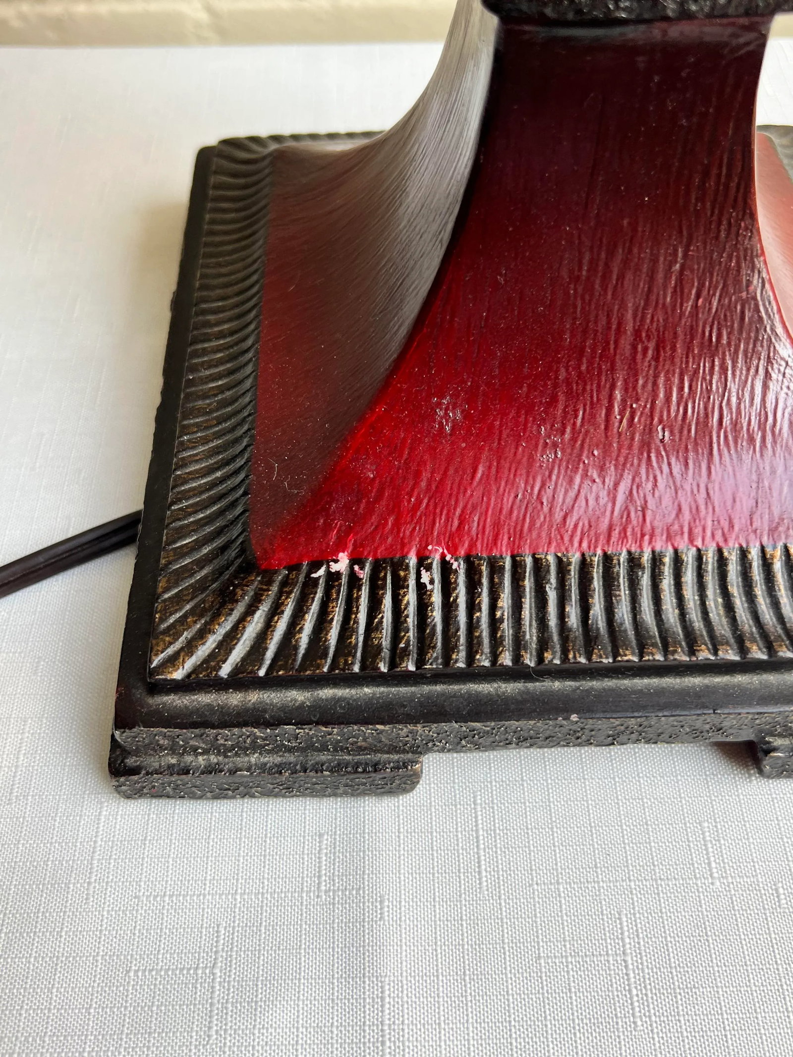 Vintage Chinoiserie Red Hand Painted Table Lamp - 8