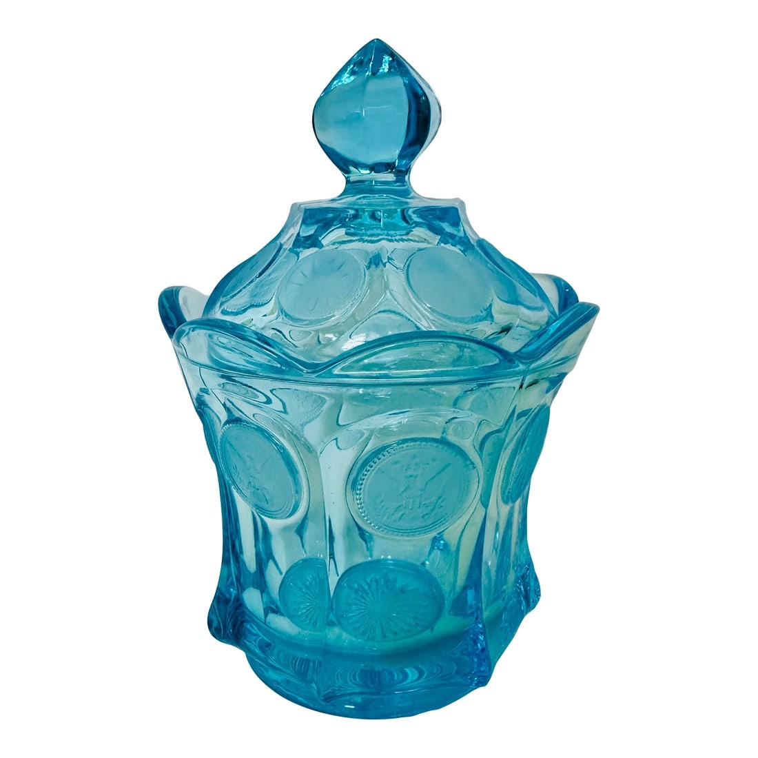 Fostoria Coin Glass Dark Blue (Older) Candy Dish: Fostoria Coin Glass Dark Blue Candy Dish (Older) The blue is so pretty and would look great on a side table or even use as a trinket dish. 6.5in h with lid 4.25in w x 4in h with out lid Make sure