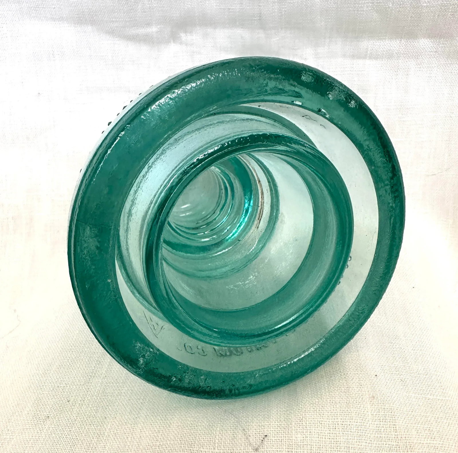 Whitall Tatum No 1 Glass Insulator - 6