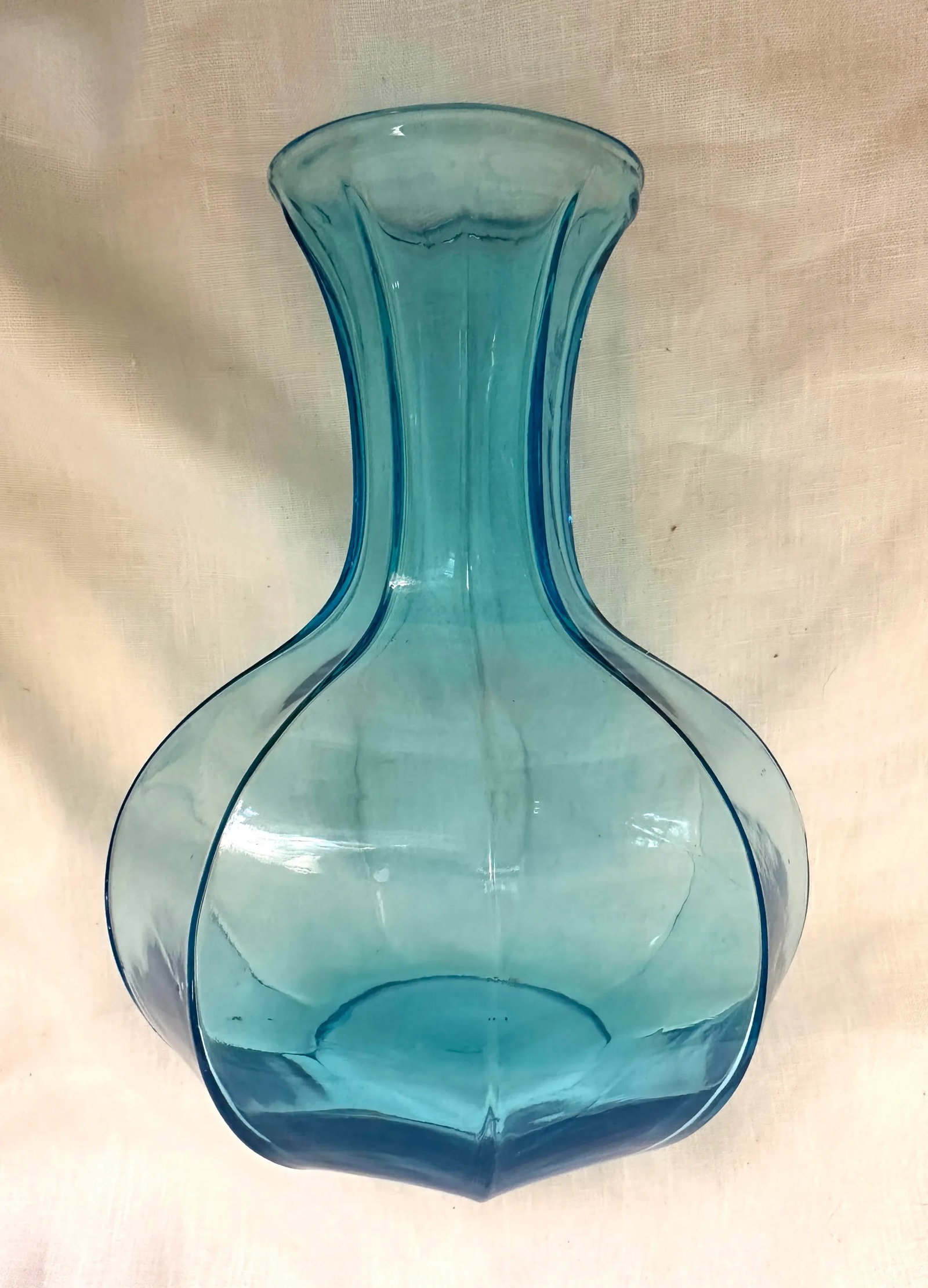 Vintage Indiana Glass Blue Colonial Water Carafe by Tiara - 3