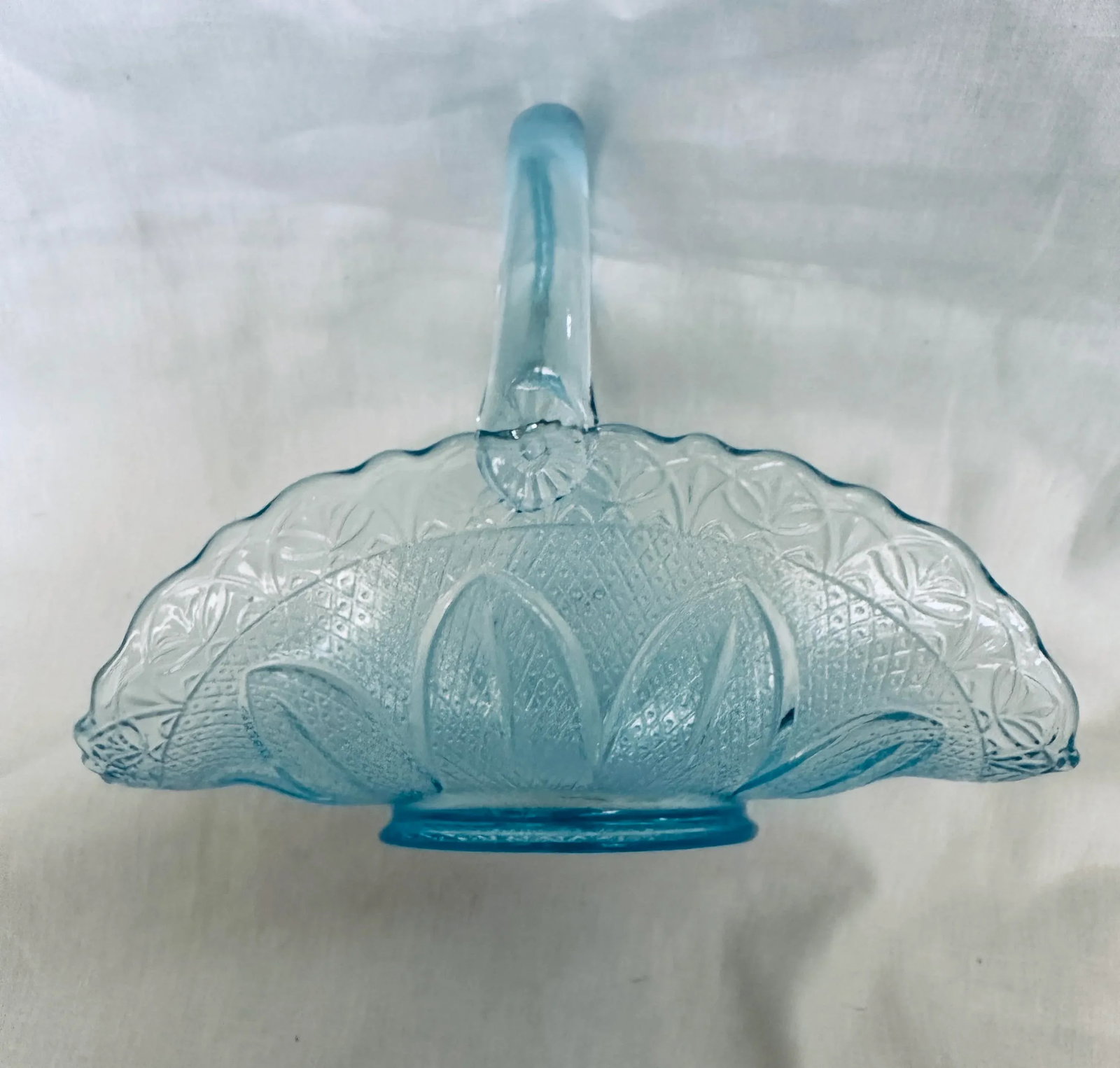 Capri by Princess House Light Blue Glass Basket/Trinket Dish - 5