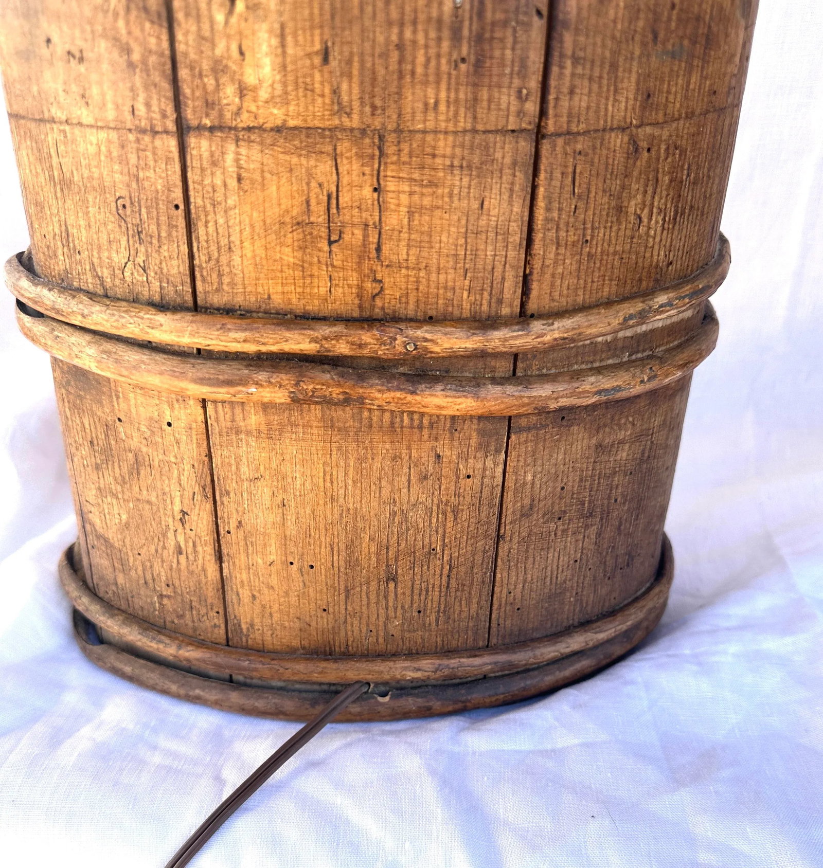 Pair of Antique Japanese Wooden Bucket Table Lamps - 7