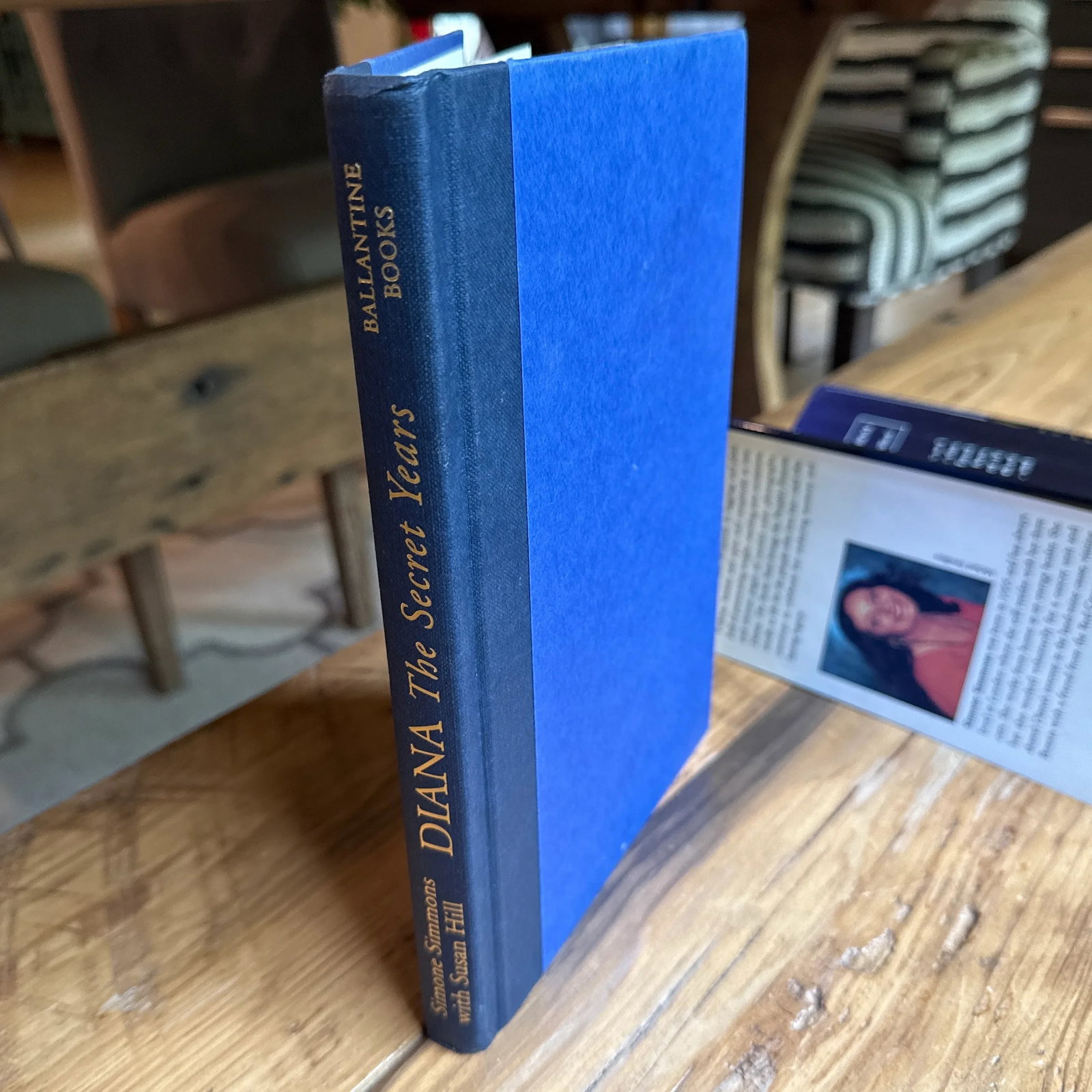 First Edition 1998 Diana the Secret Years Hardcover Book - 3