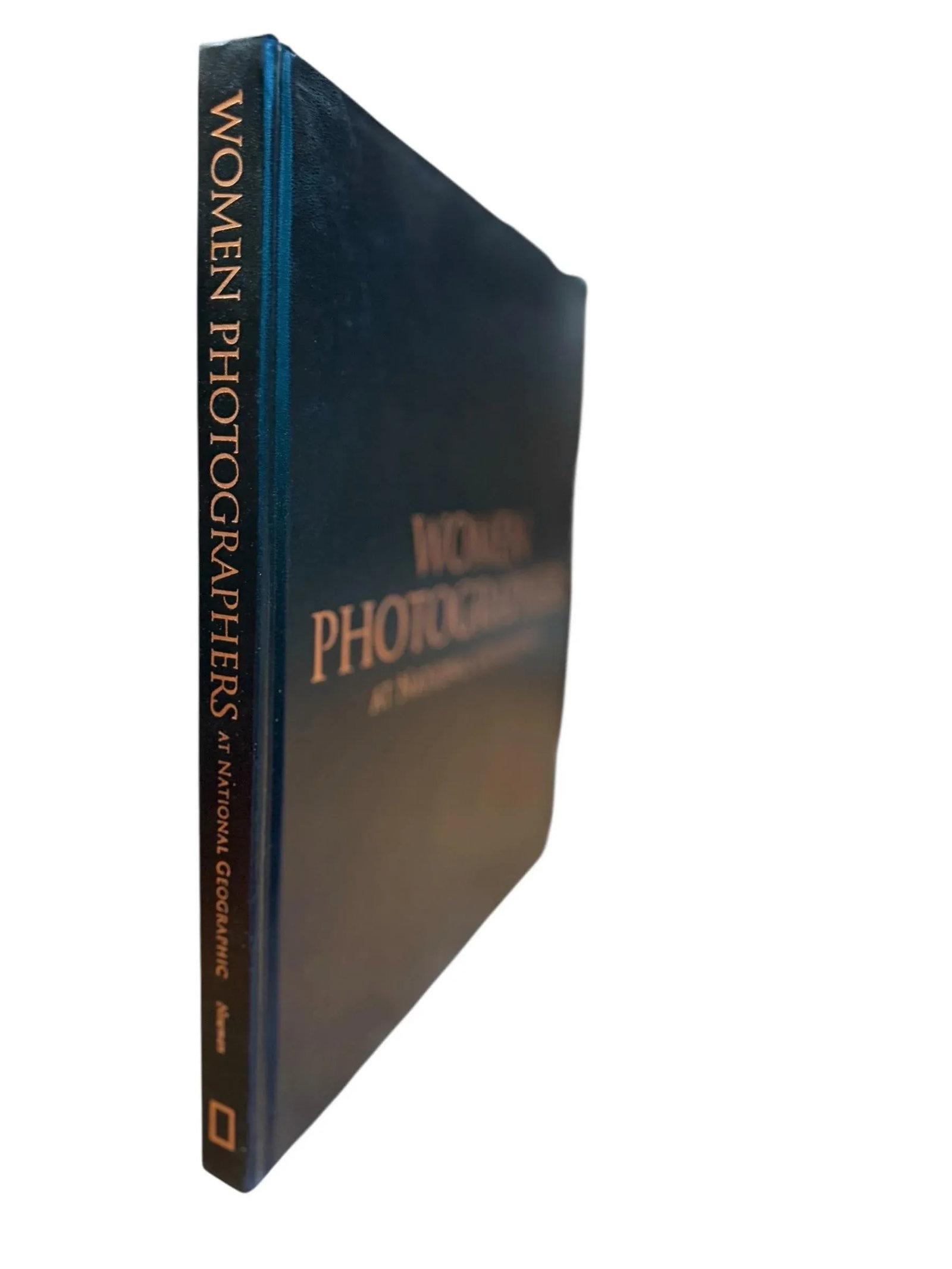 Coffee Table Hardcover Book Women Photographers at National Geographic by Cathy Newman - 8