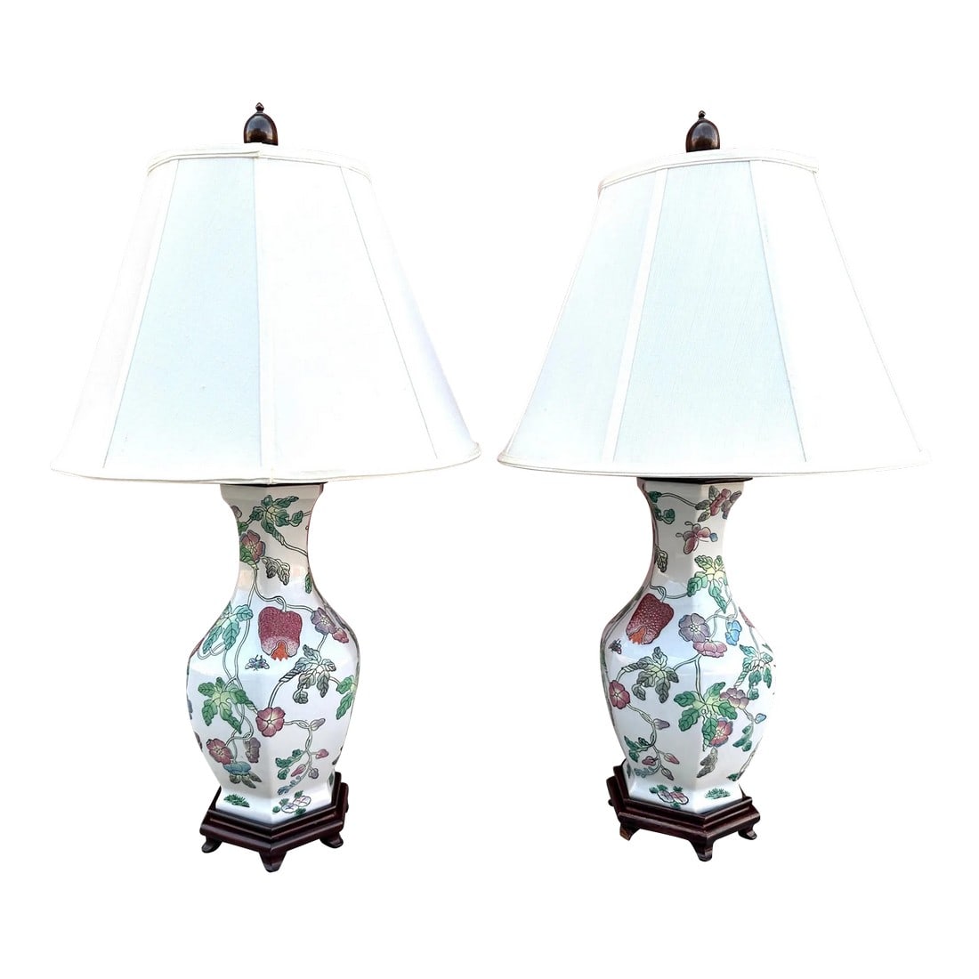 Vintage Pair of Chinese Floral Vase/Table Lamps W/Shade (1 of 12)