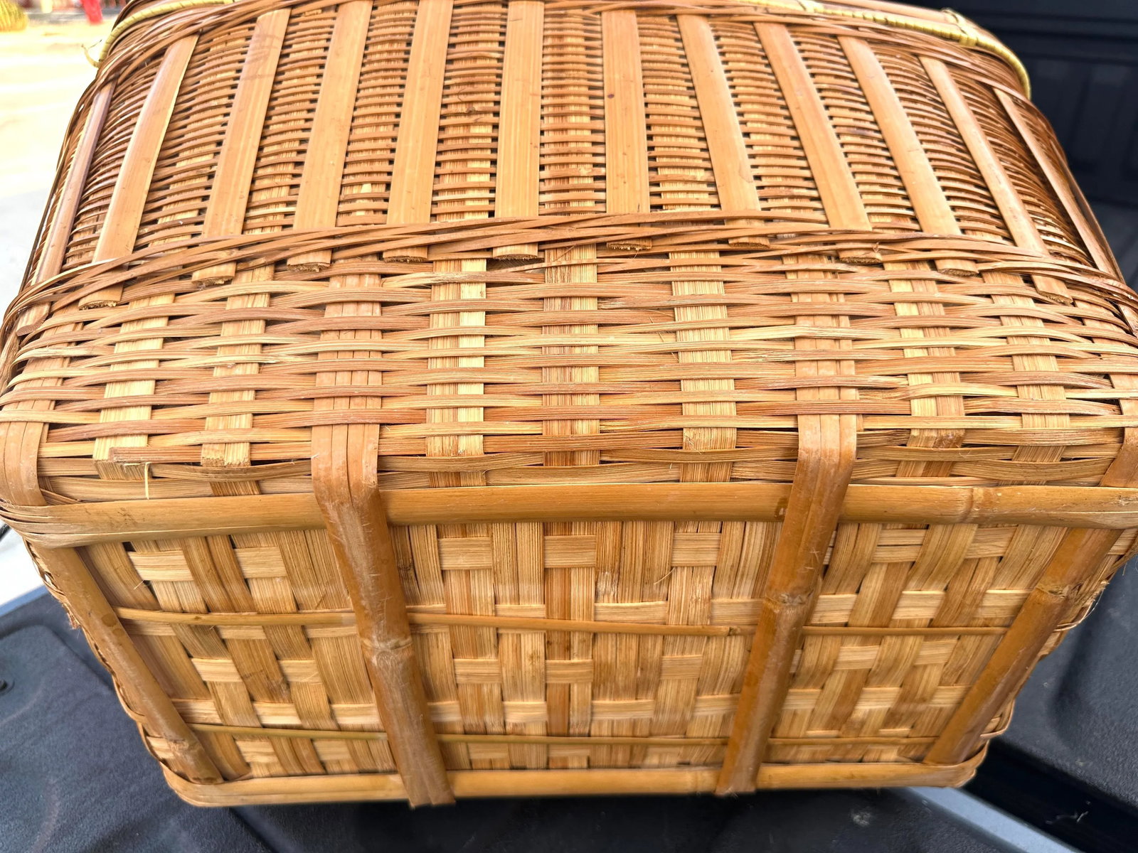 Vintage Chinese Split Bamboo Herringbone Weave Storage Trunk/Basket - 5