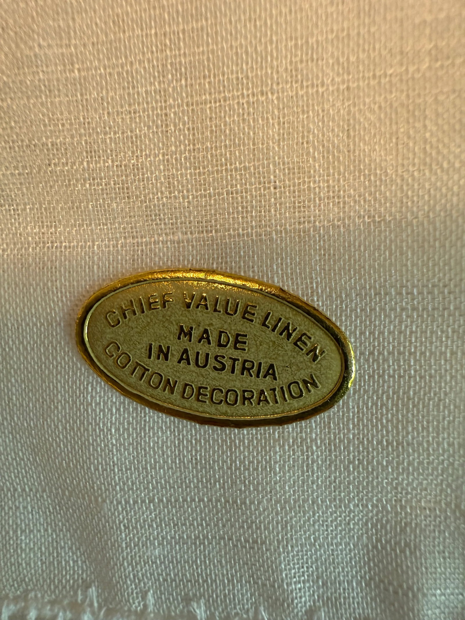 Vintage Austrian Lace and Linen Handkerchief-a Pair - 10