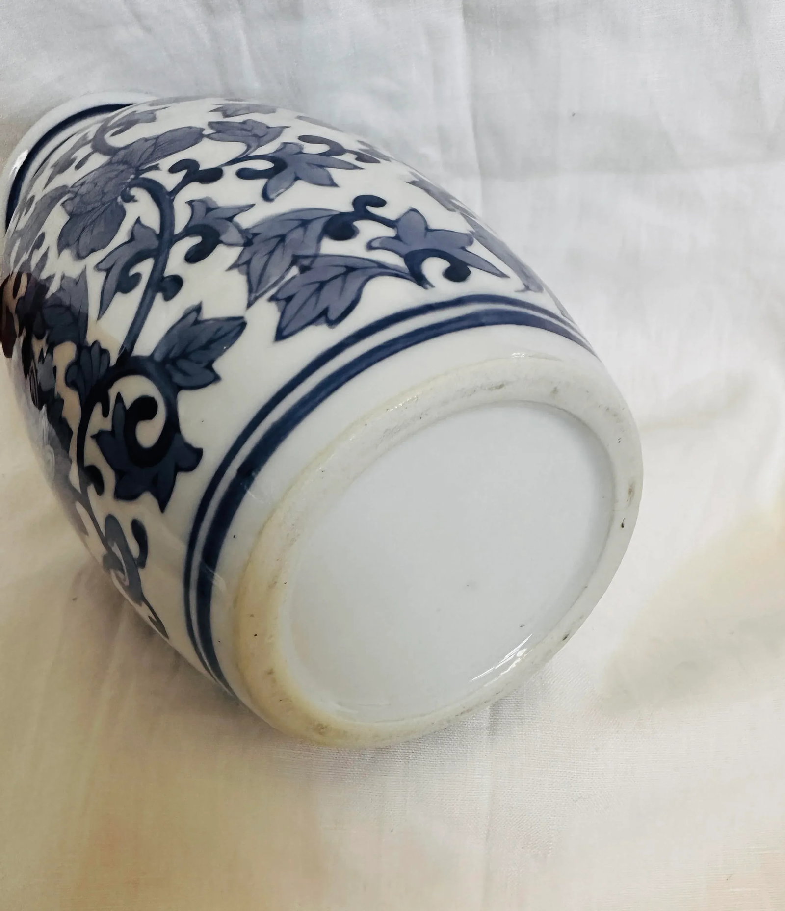 Chinese Blue & White Floral Vase - 5