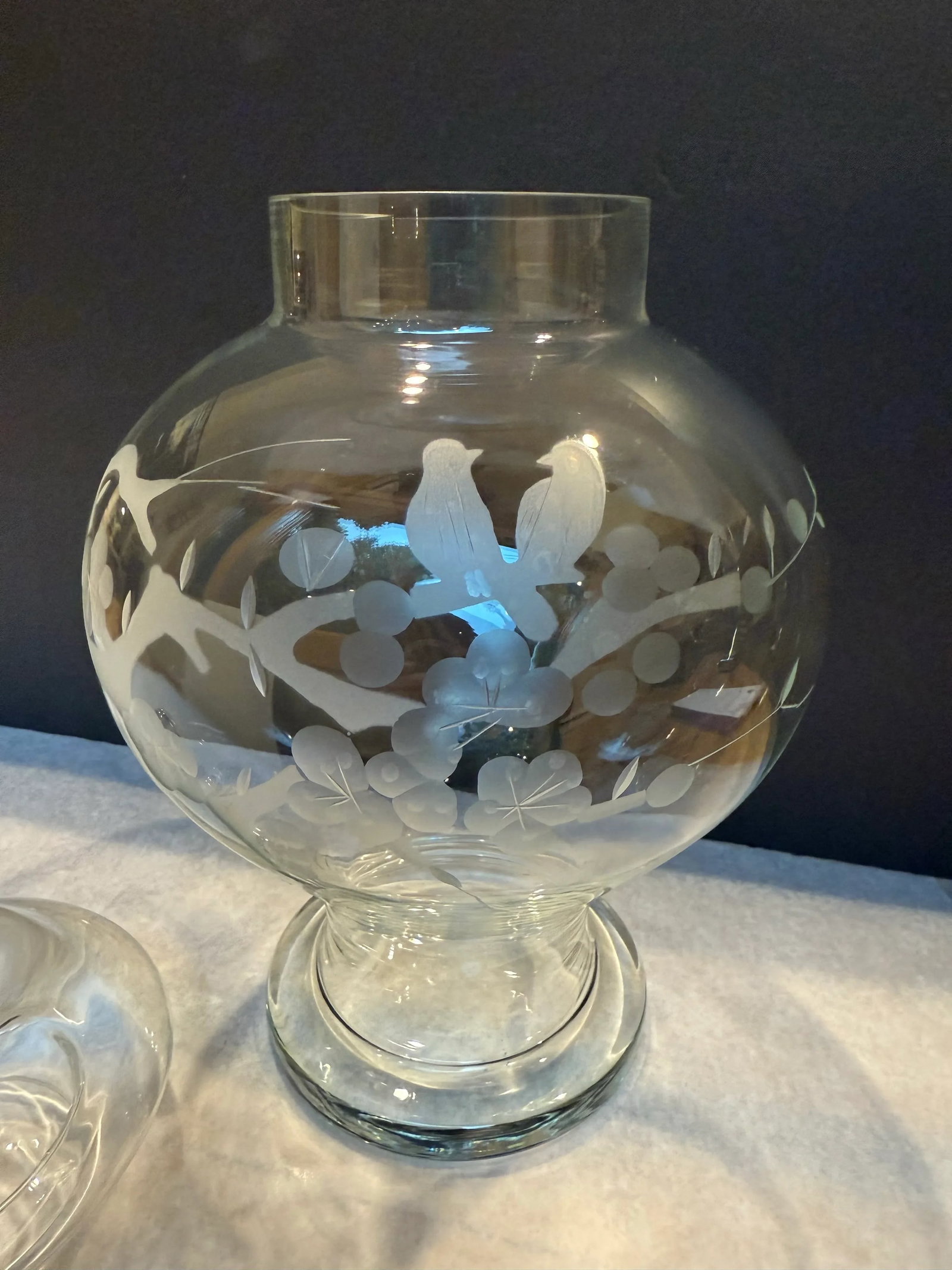 1950s Glass Ginger Jar With Etched Cherry Blossom Birds Motif - 3