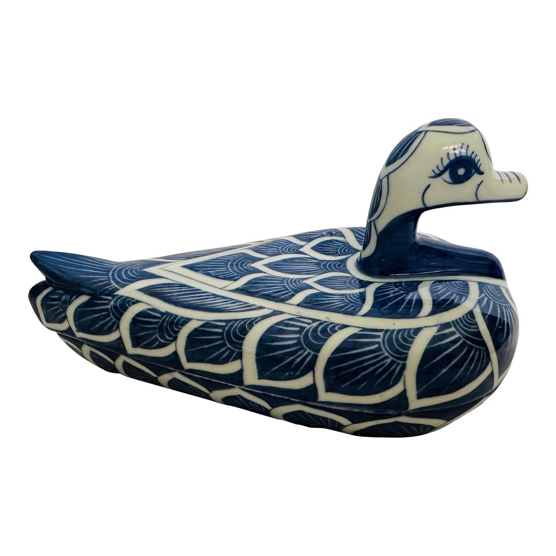 Blue & White Duck Trinket Dish: Vintage Blue & White Duck Trinket Dish. Perfect for an entry way for keys etc. or display with other blue & white decor. 7.5in w x 4.25in d x 4in h Make sure to follow me, I have flash sales for my