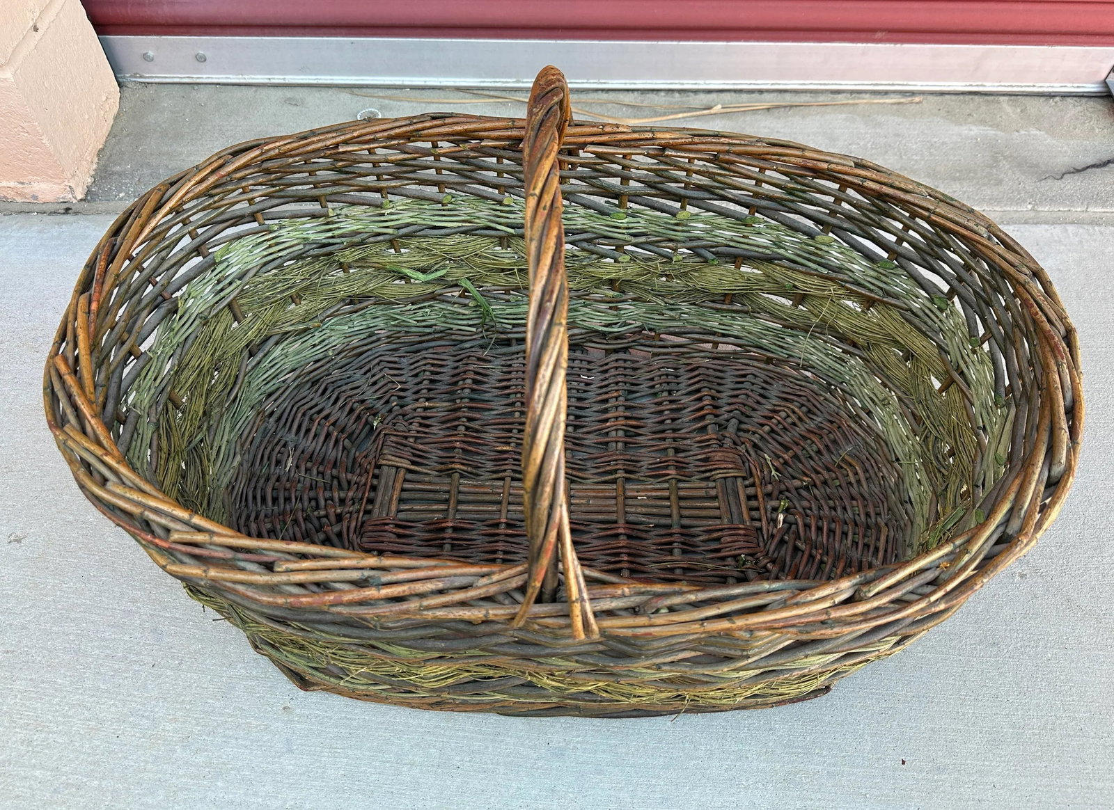 Rustic European Rattan/Grapevine Gathering Basket - 3