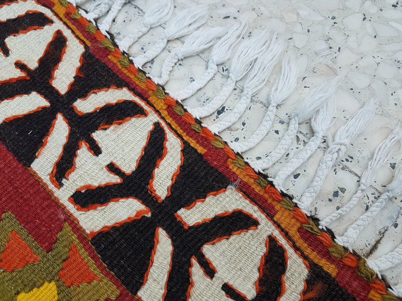 Masterwork Hand-Woven Rug Braided Small Kilim 2'7" X 4'2" - 10