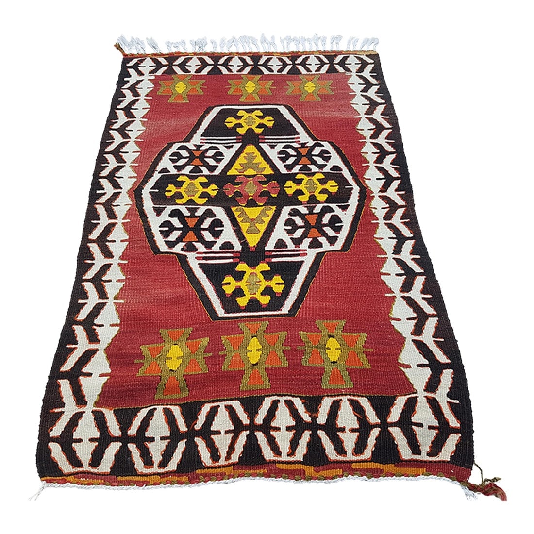 Masterwork Hand-Woven Rug Braided Small Kilim 2'7" X 4'2": Masterwork Hand-Woven Rug Braided Small Kilim 2'7" X 4'2" 31.1'' x 50'' / 79 x 127 cm Hand woven with high quality pure wool Excellent condition From TURKEY Works well with all styles of home