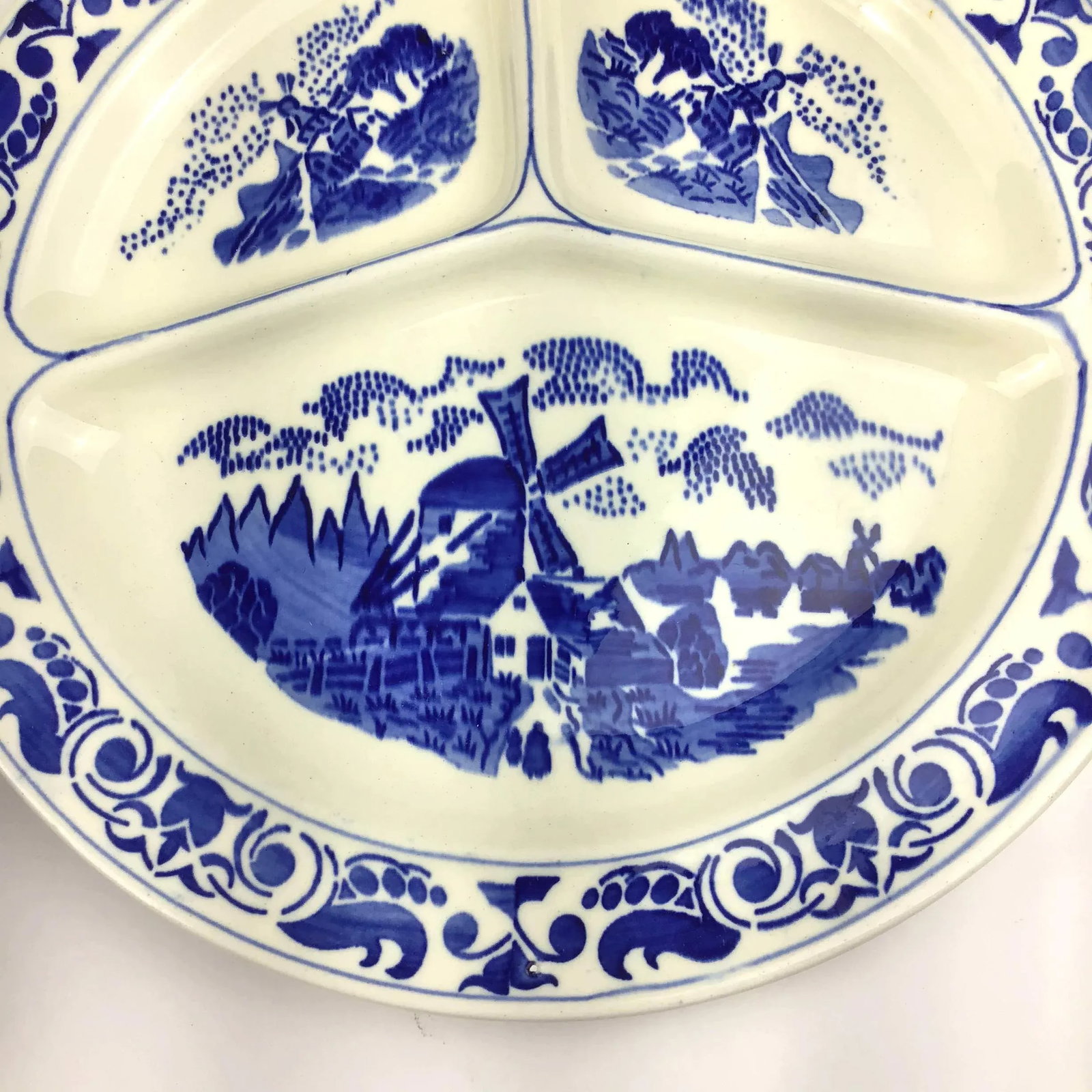 1930s German Delftware Divided Blue & White Plate - 7