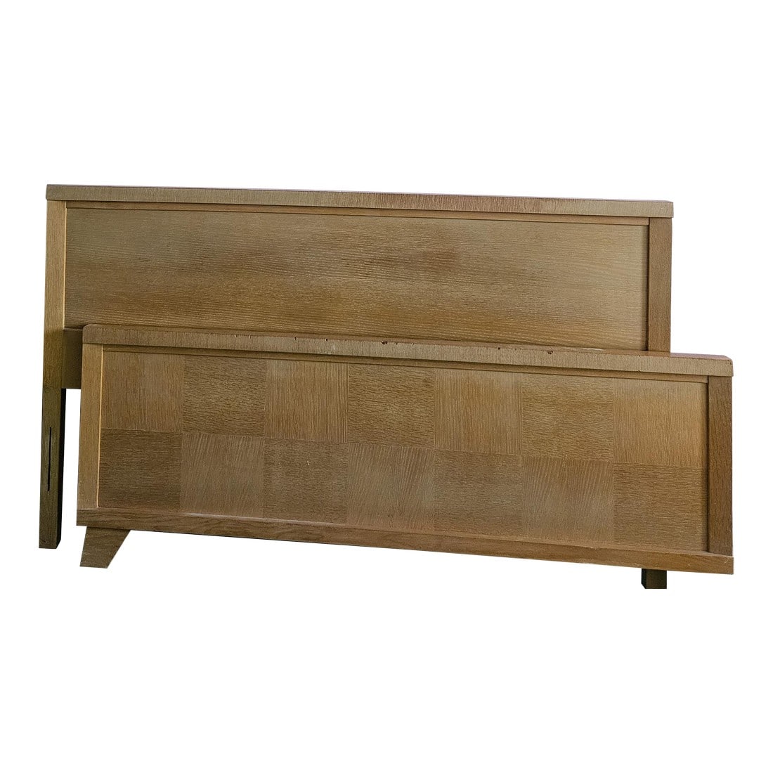 Vintage 1950s Starline Hollywood La Blond Birch Full Size Bed: This marvelous Mid Century Modern Hollywood full size rectangular headboard, footboard with siderails bed is in the style of Paul Frankl and is created in gorgeous blond birch veneer. The style is