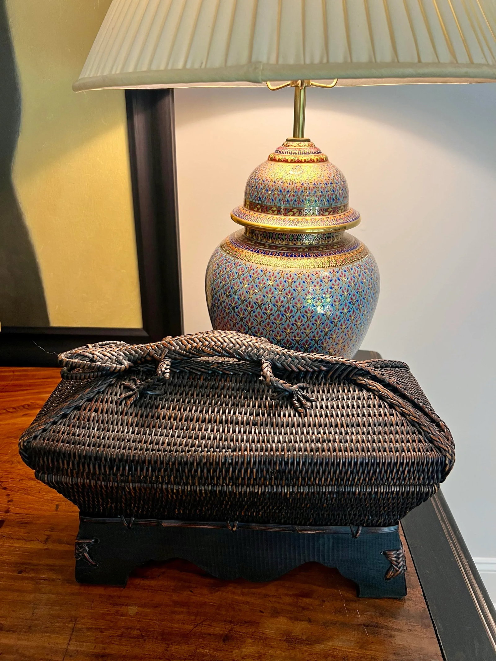 Late 20th Century Vintage Southeast Asian Wicker Box With Lizard Handle on Lid - 11