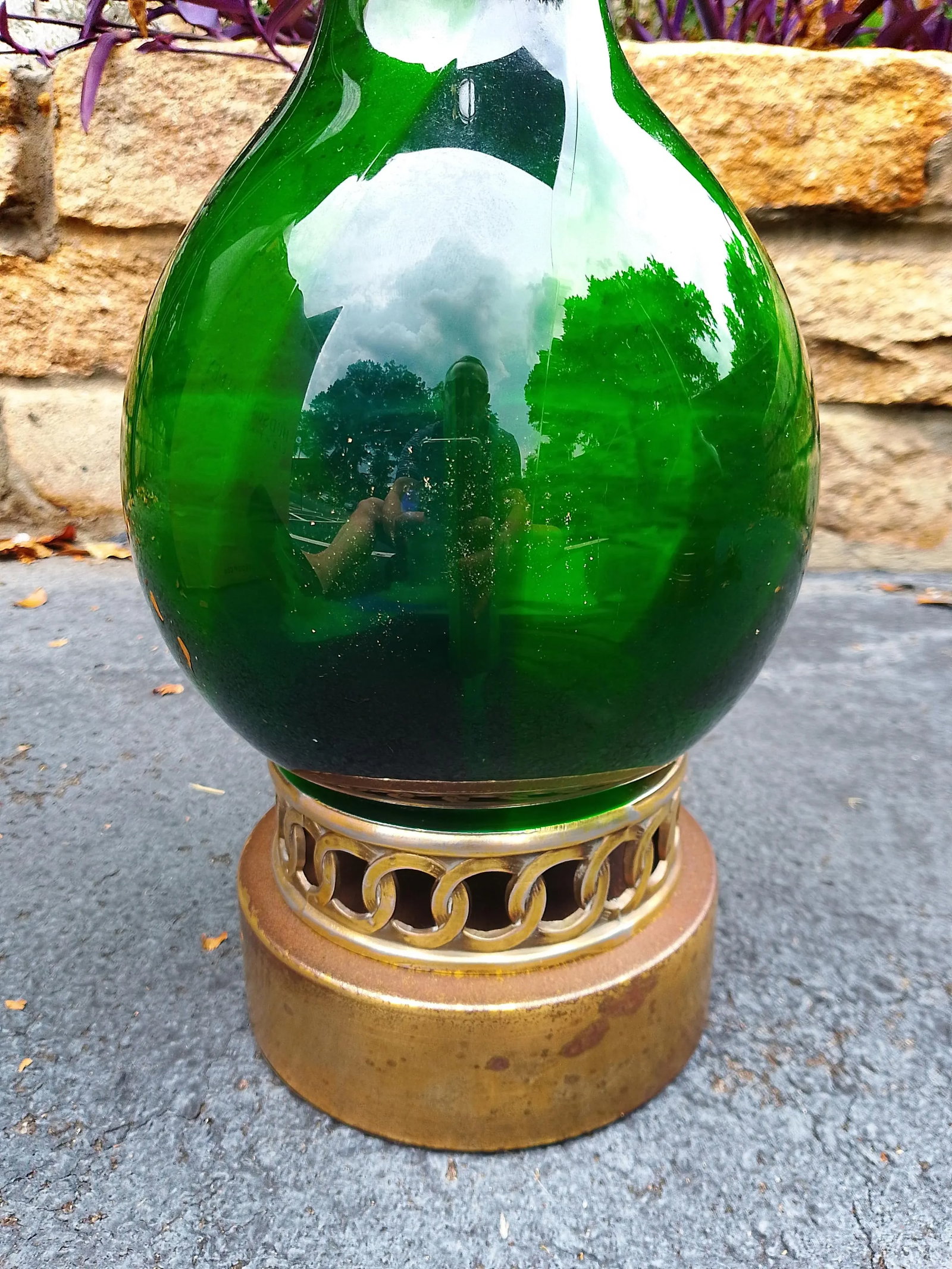 Pair of Restored Mid-Century Murano Attributed Glass Lamps – Emerald Green With Brass Bases - 4