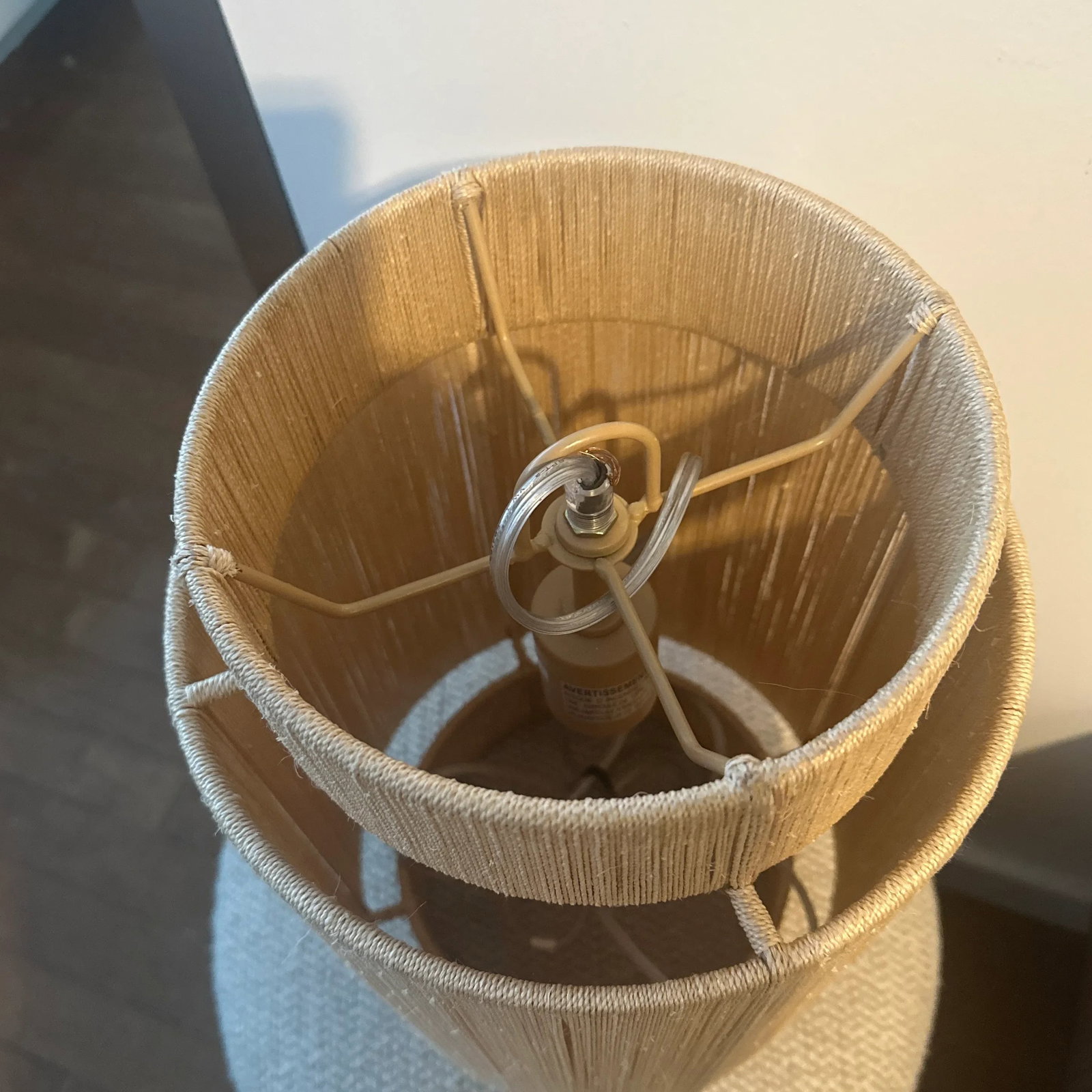 Contemporary Small Pendant Attributed to Everly Palecek - 9