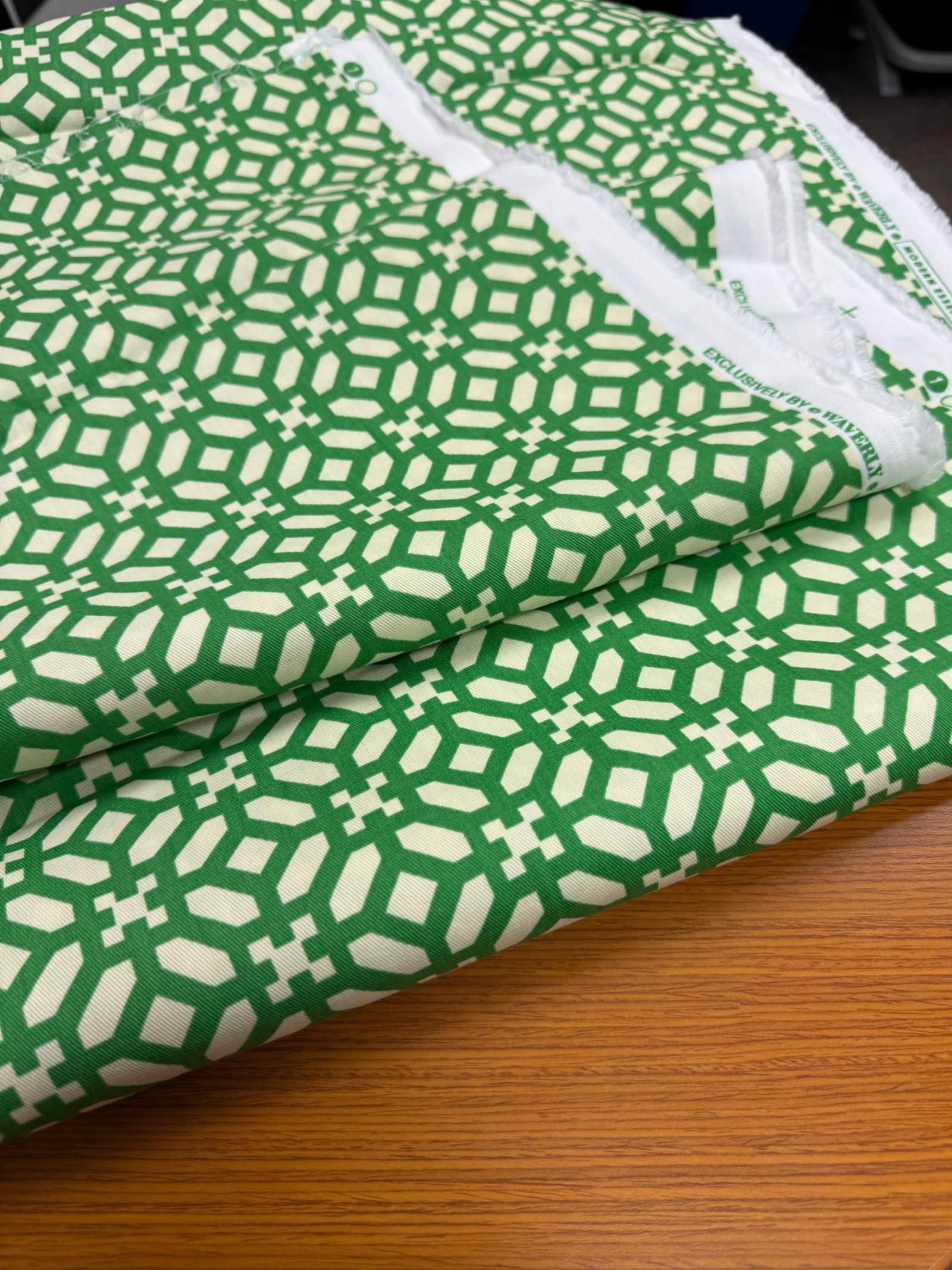 Waverly Modern Essentials Trellis Fabric Textile Yards Remnant - 6