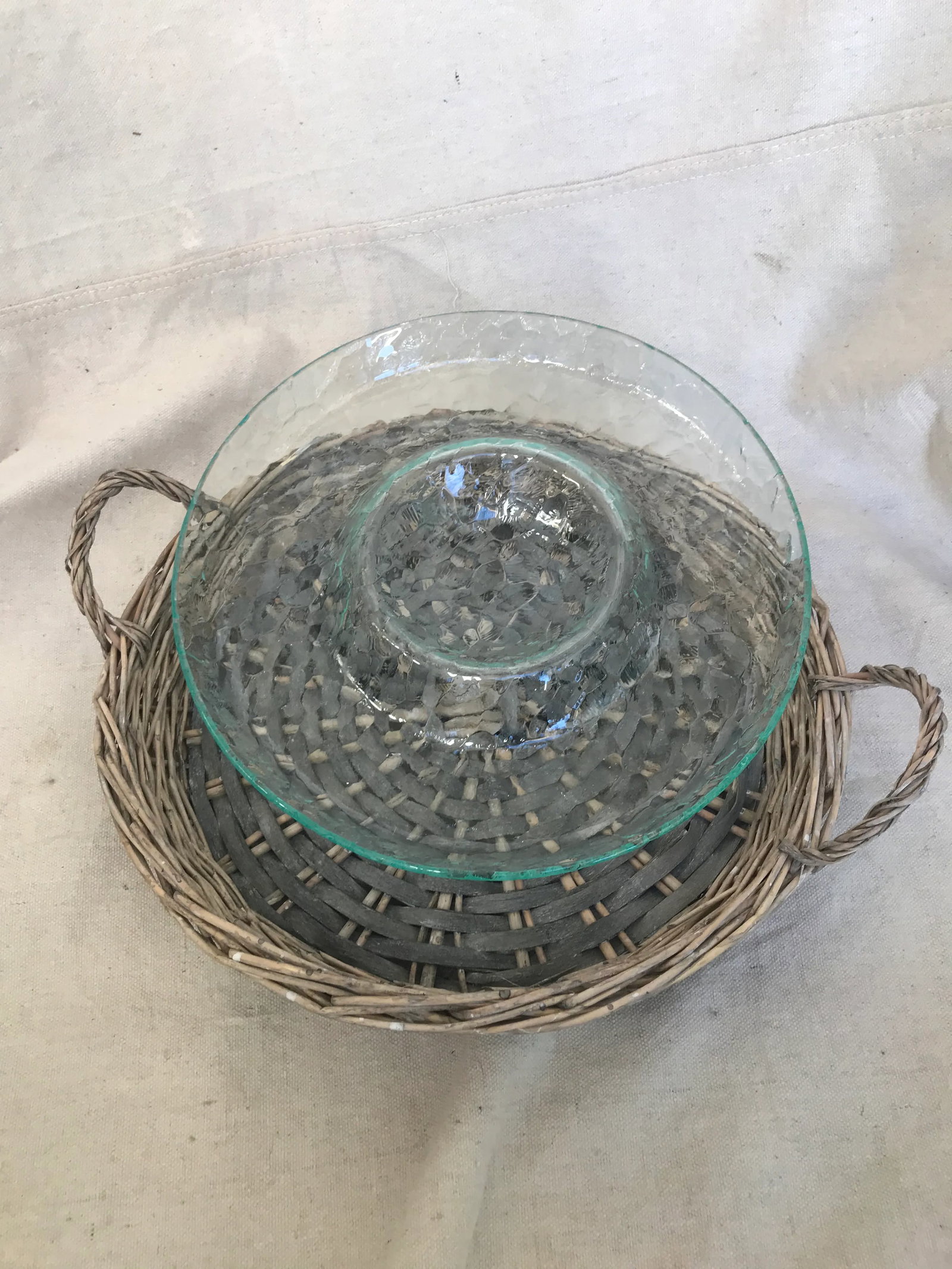 Vintage 1990s Wicker/Glass Chip & Dip Platter - 2