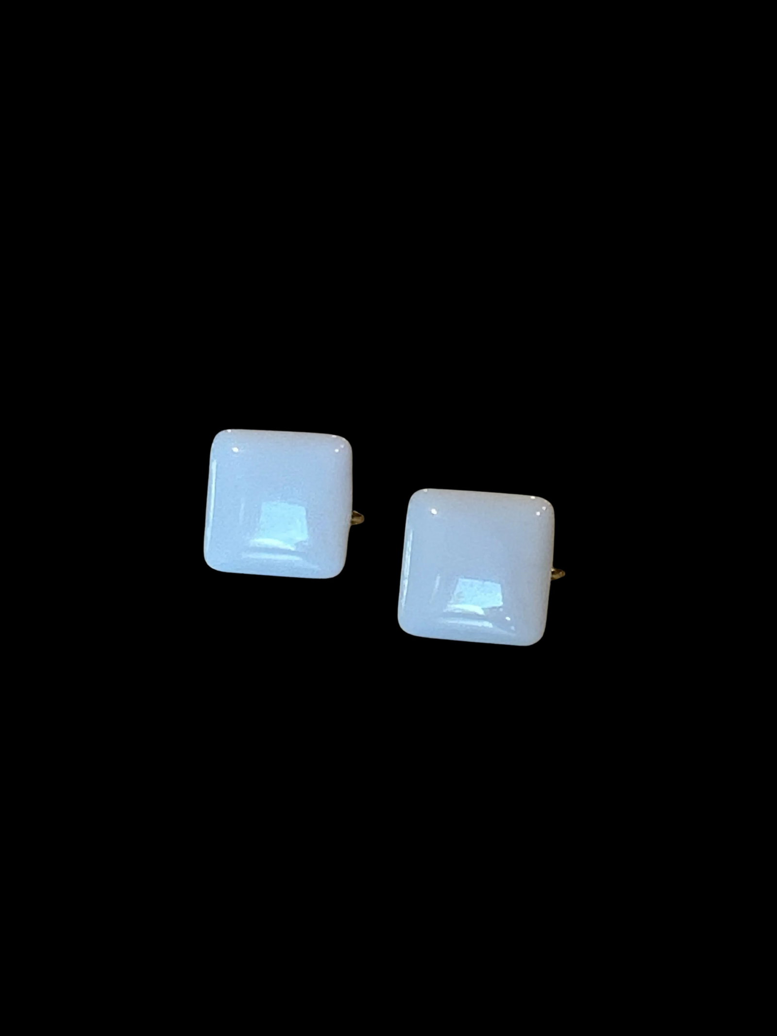 Vintage Crown Trifari White Lucite Square Clip-on Earrings, A Pair - 2