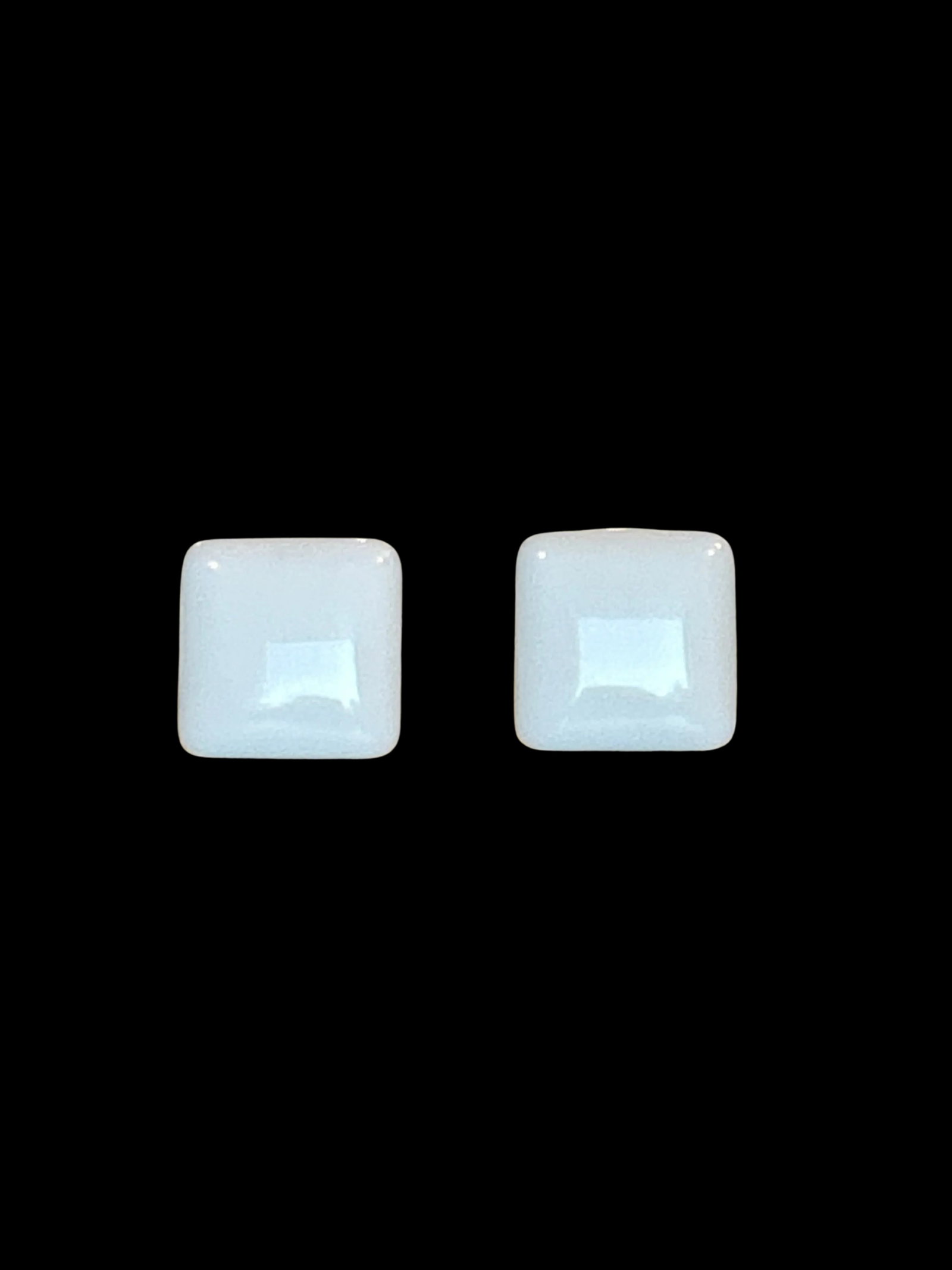 Vintage Crown Trifari White Lucite Square Clip-on Earrings, A Pair - 4