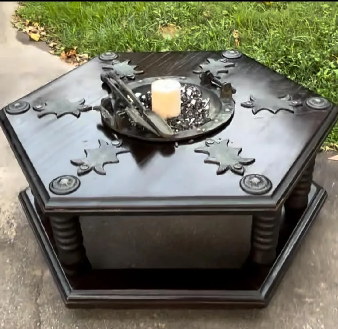 Moroccan Moorish Hexagonal Brazier Coffee Table With Brass Inlay & Tool Set - 4