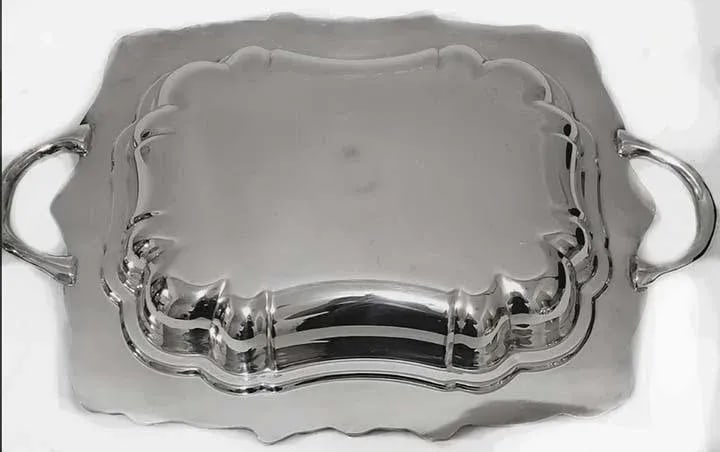 1920s Rococo Silverplate Handled Covered Serving Dish - 2pcs - 5