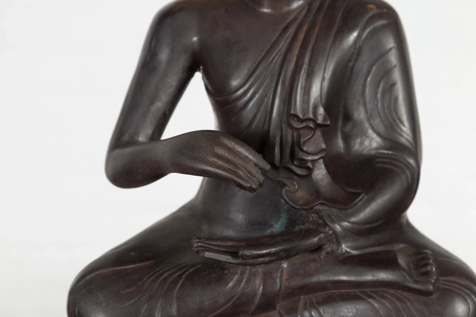 Mid 20th Century Vintage Bronze Lost Wax Sculpture Depicting a Praying Monk Sitting on a Base - 10