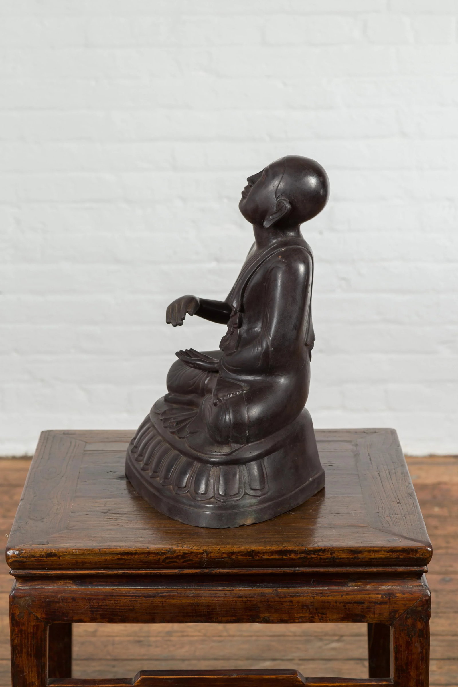 Mid 20th Century Vintage Bronze Lost Wax Sculpture Depicting a Praying Monk Sitting on a Base - 3