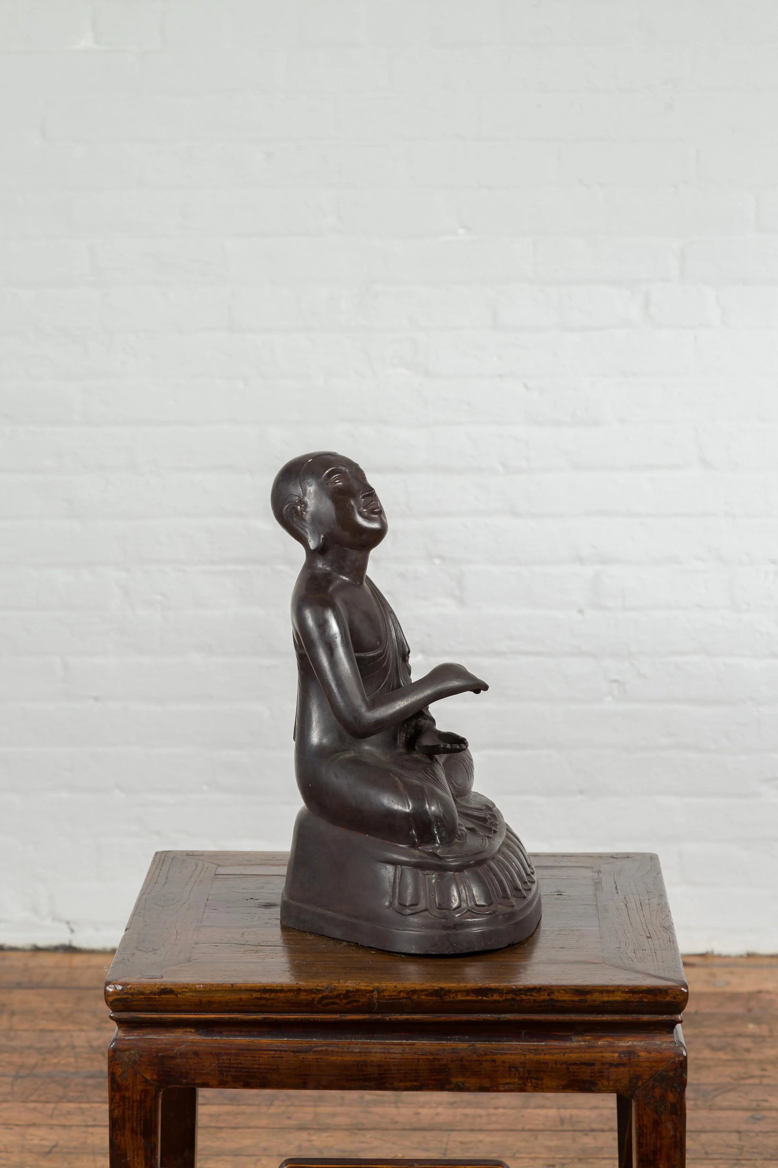 Mid 20th Century Vintage Bronze Lost Wax Sculpture Depicting a Praying Monk Sitting on a Base - 5