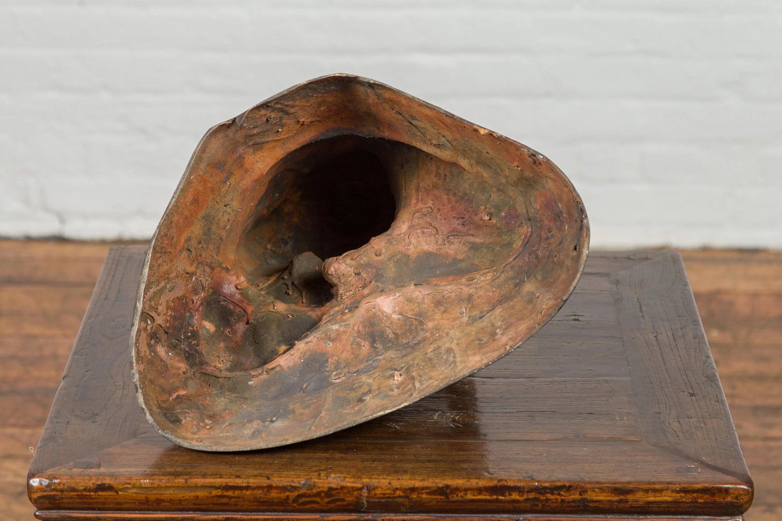 Mid 20th Century Vintage Bronze Lost Wax Sculpture Depicting a Praying Monk Sitting on a Base - 6