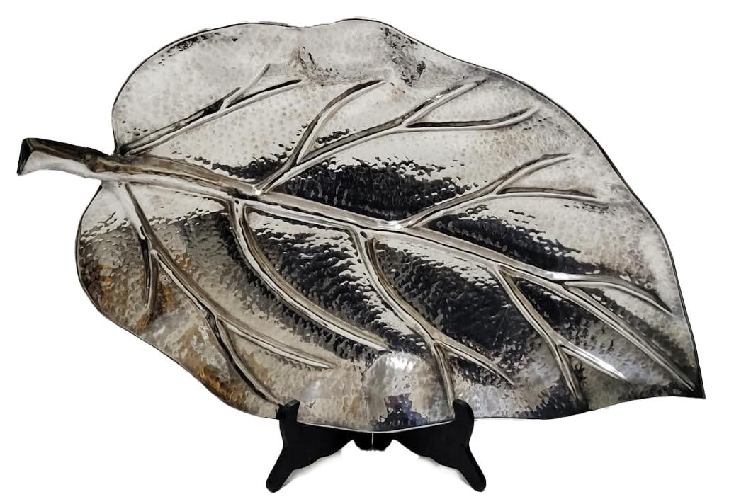 Large Hammered Silverplate Leaf Footed Serving Tray - 2