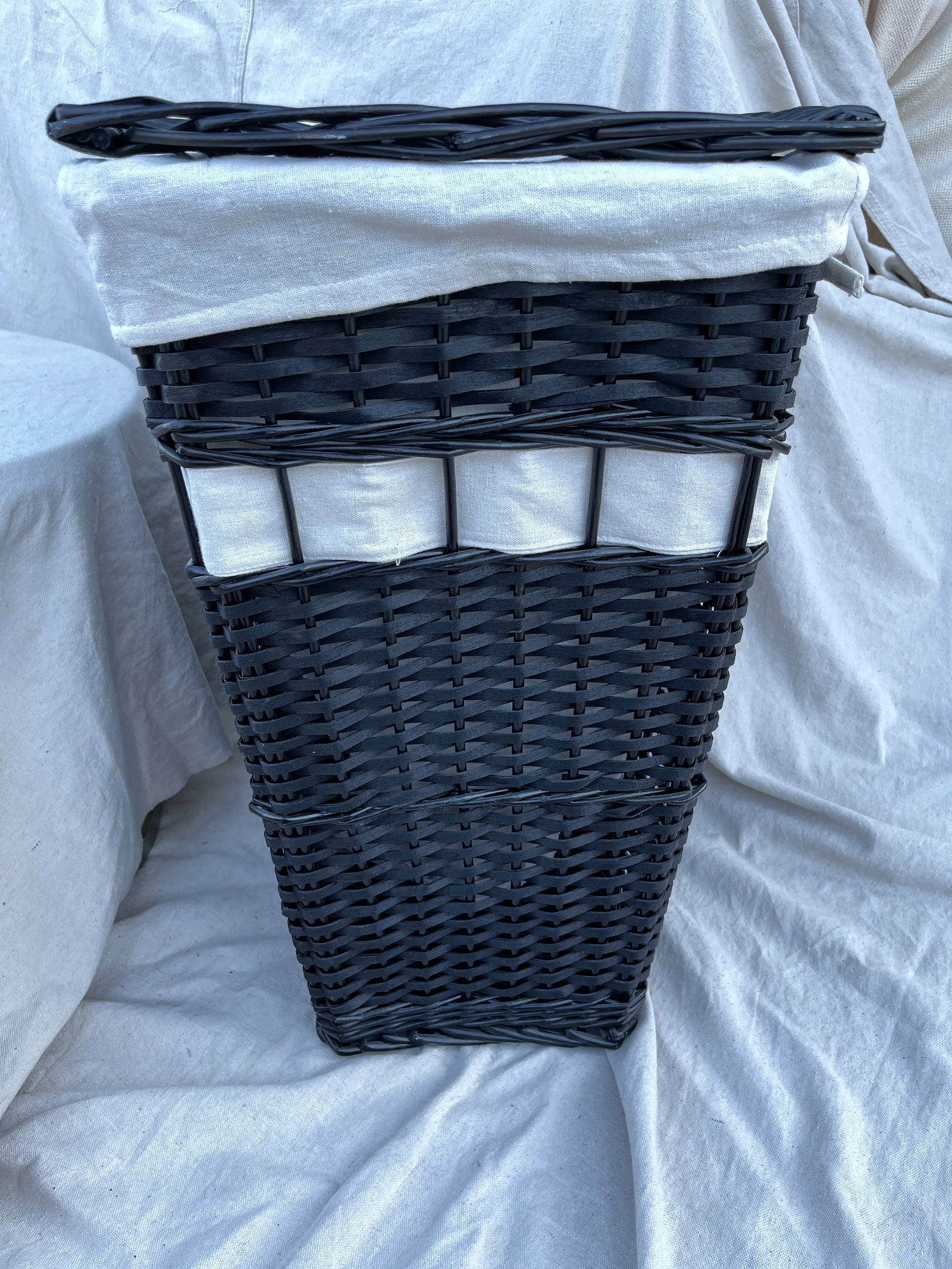 Black Woven Wicker Laundry Hamper with Lining - 7