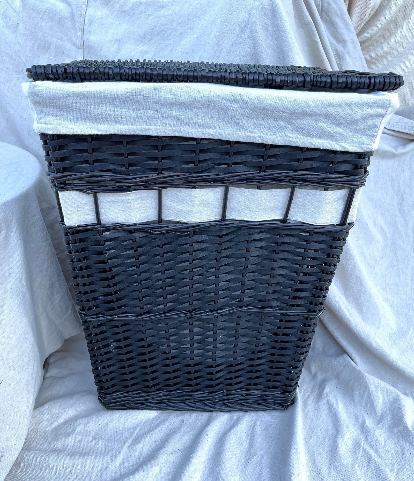 Black Woven Wicker Laundry Hamper with Lining - 9