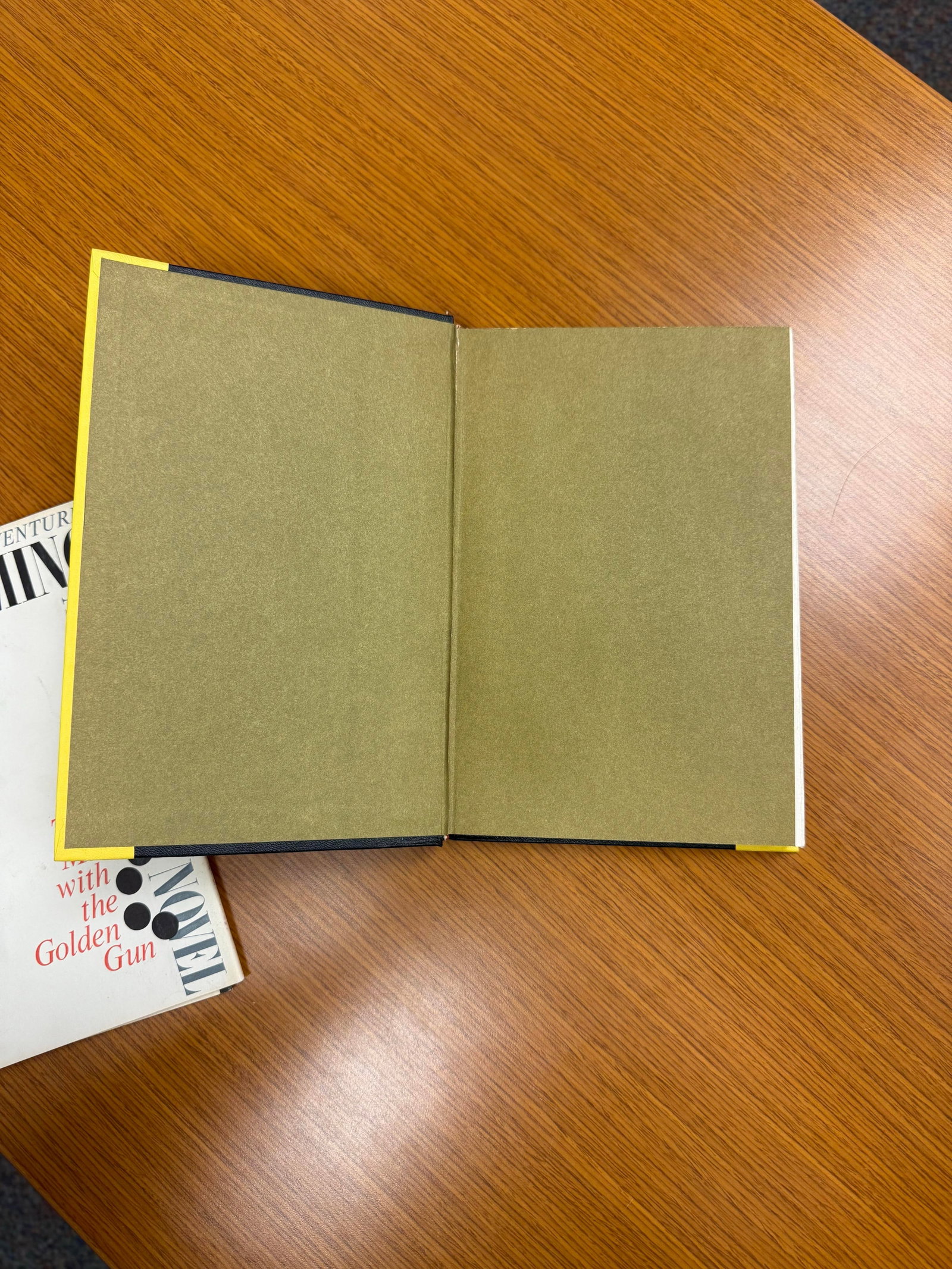 1965 Ian Fleming James Bond Hardcover the Man With the Golden Gun - 8